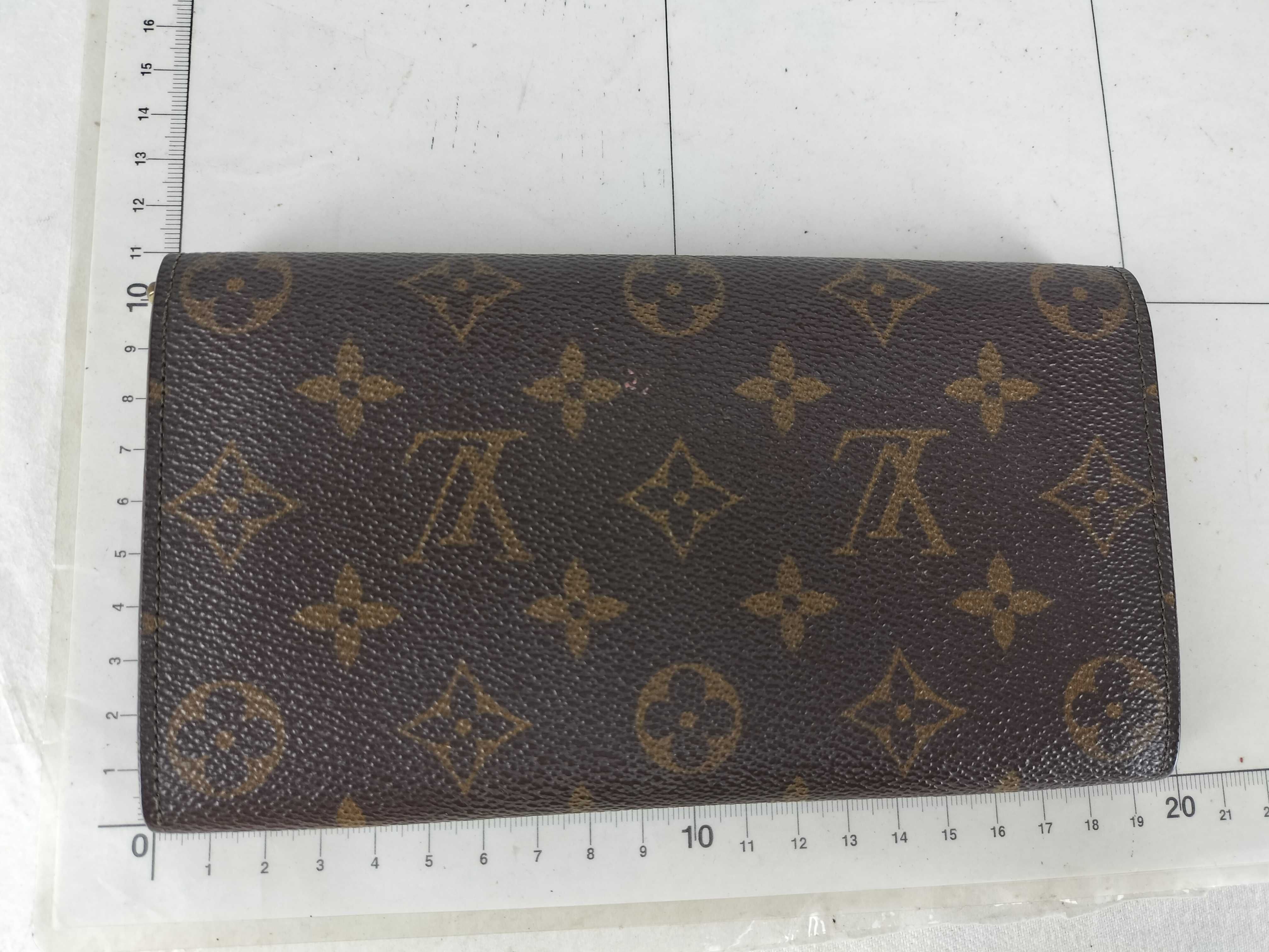 Monogram Portefeuille Sarah Wallet — view 2