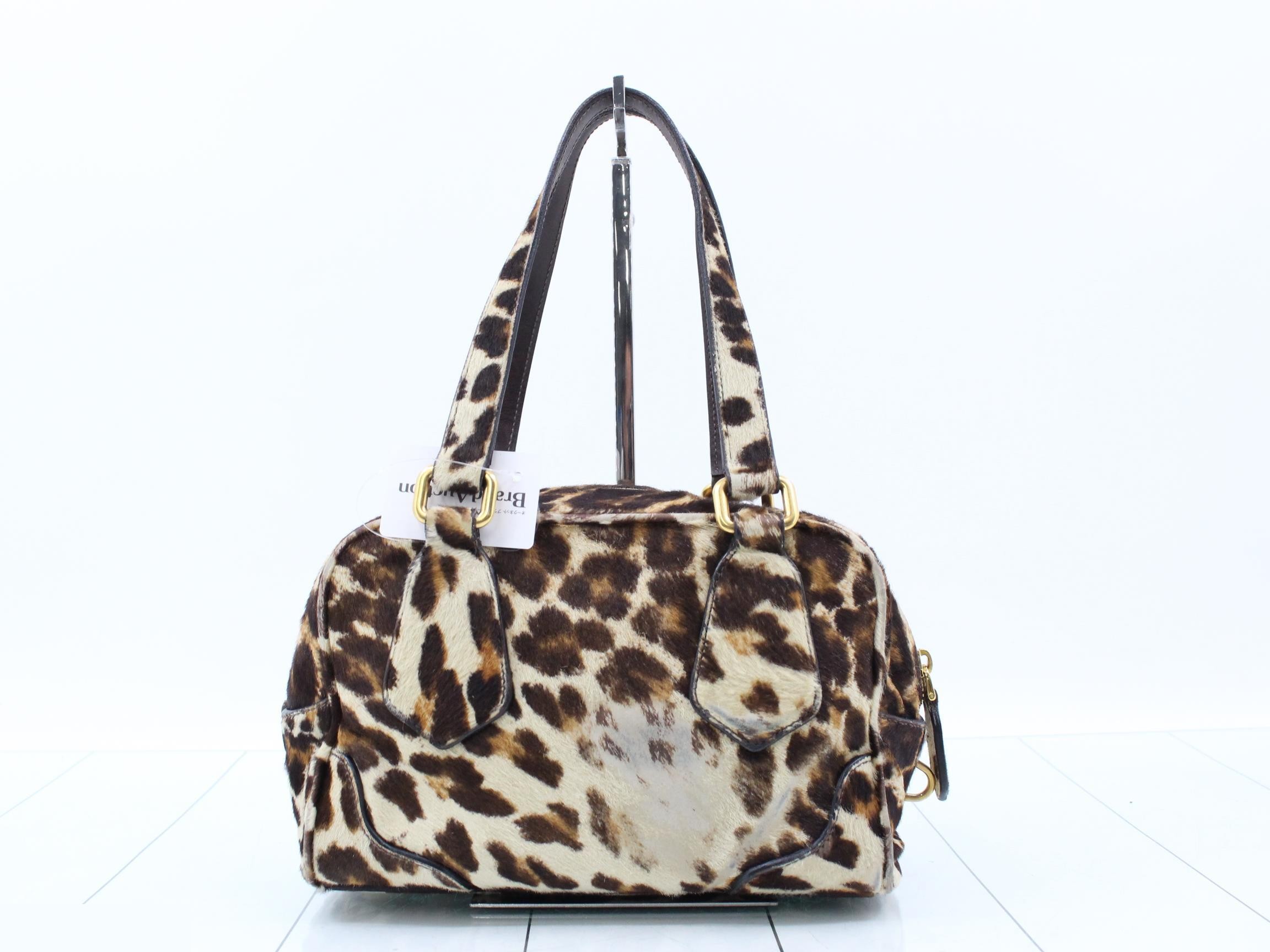 Calfskin leopard print triangular plate handbag, includes card. — view 2