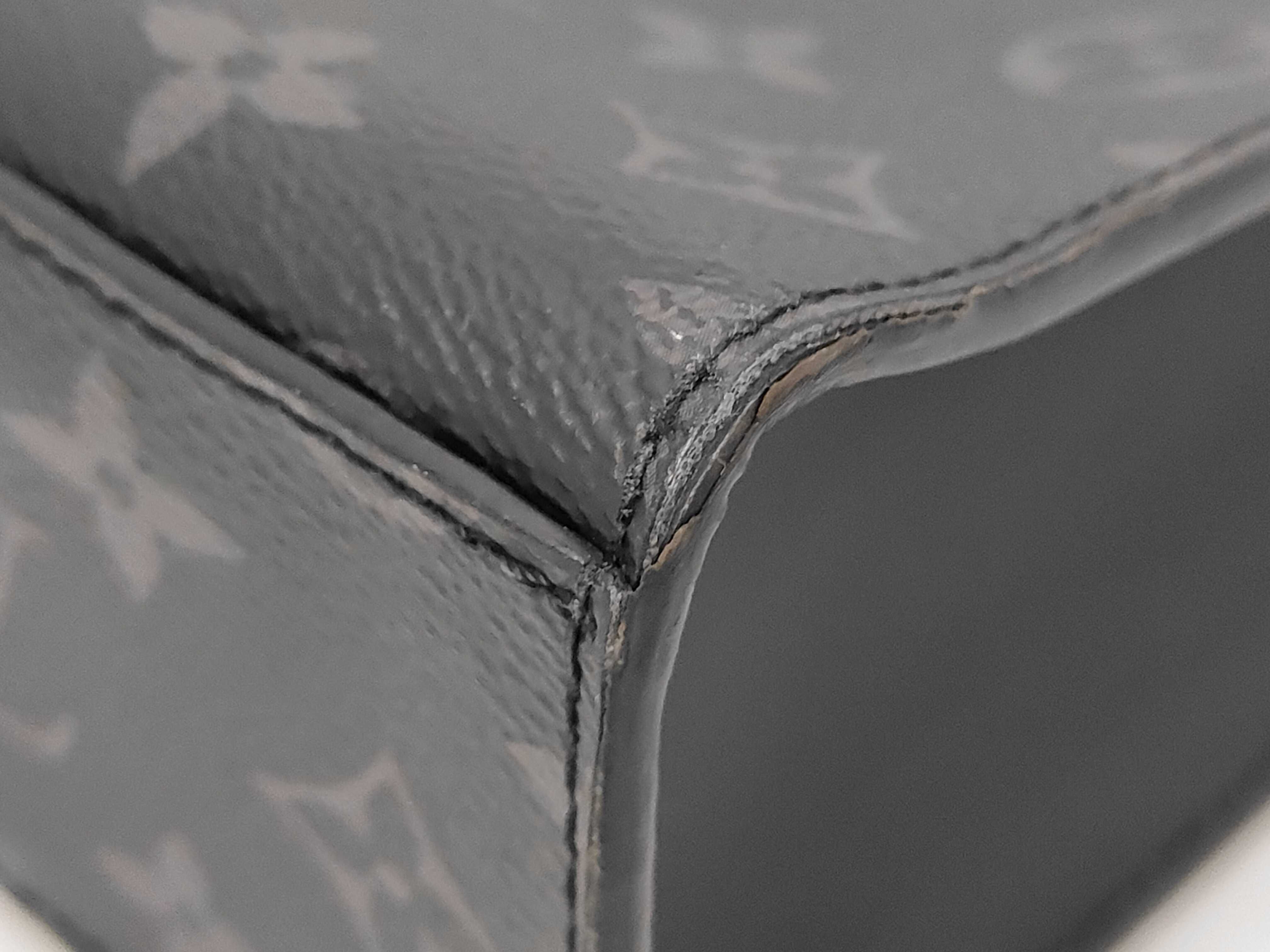 LV Monogram Eclipse M46452 Sac Plat Tote Bag — view 7