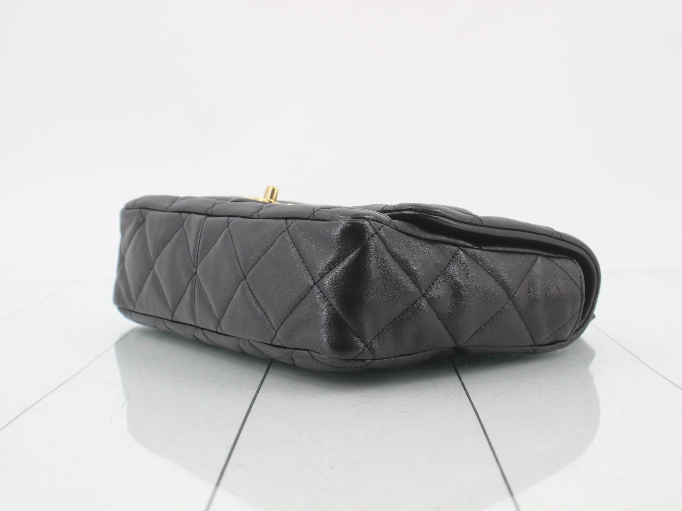 Thick chain Matelassé shoulder bag — view 6