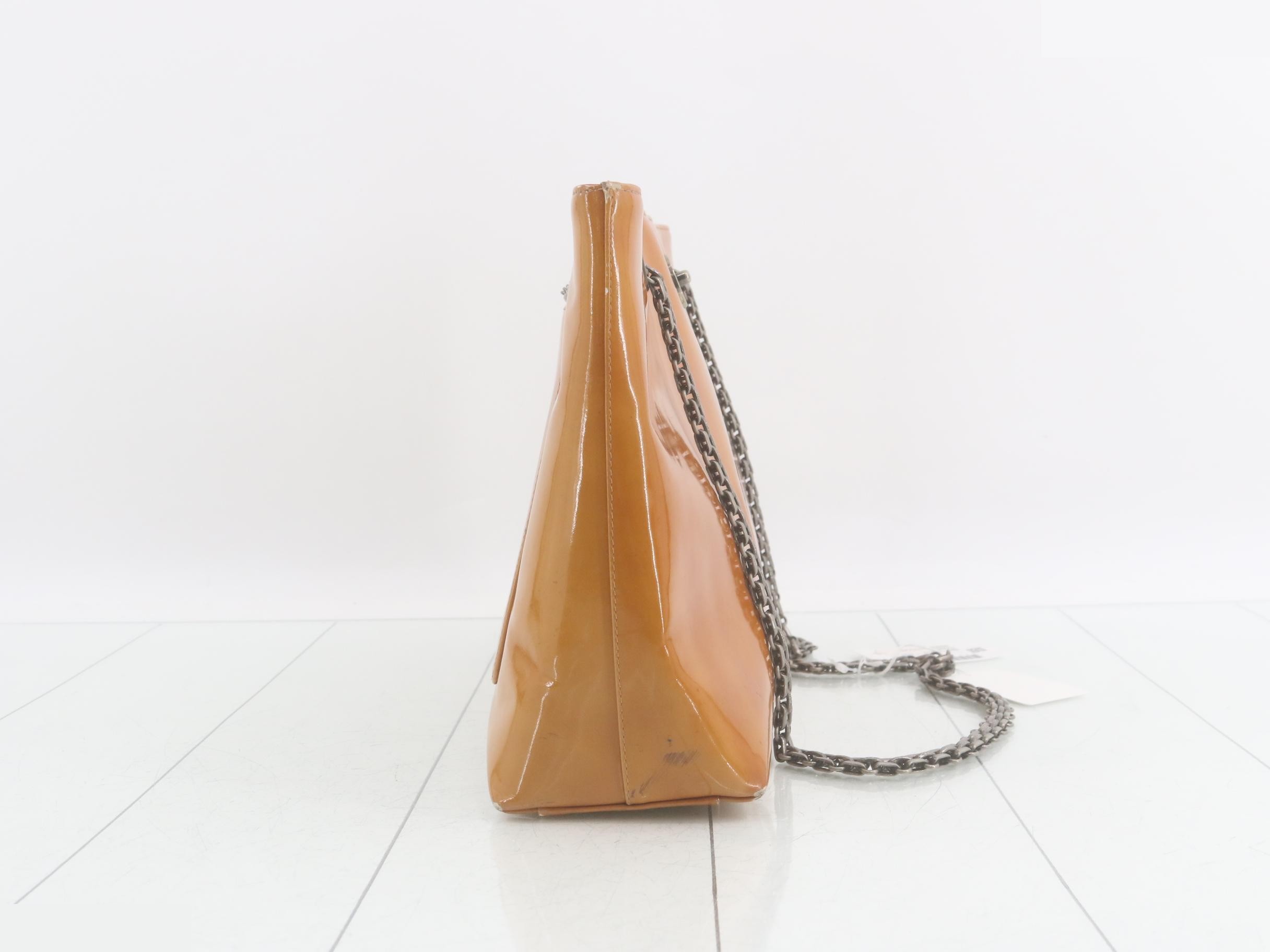 handbag — view 4