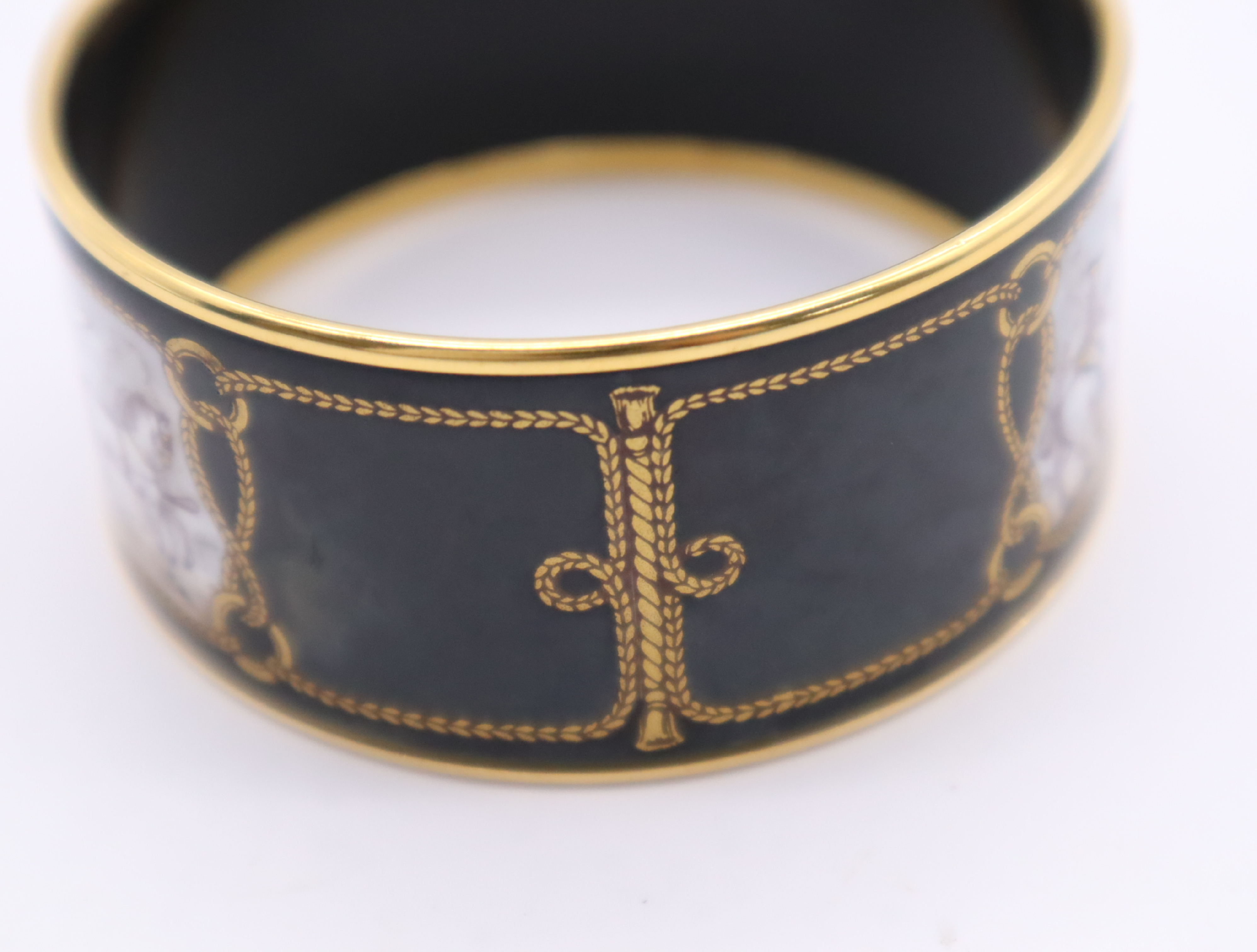 GP Metal/Cloisonné Enamel Bangle - Carriage Design Bracelet/Bangle — view 5