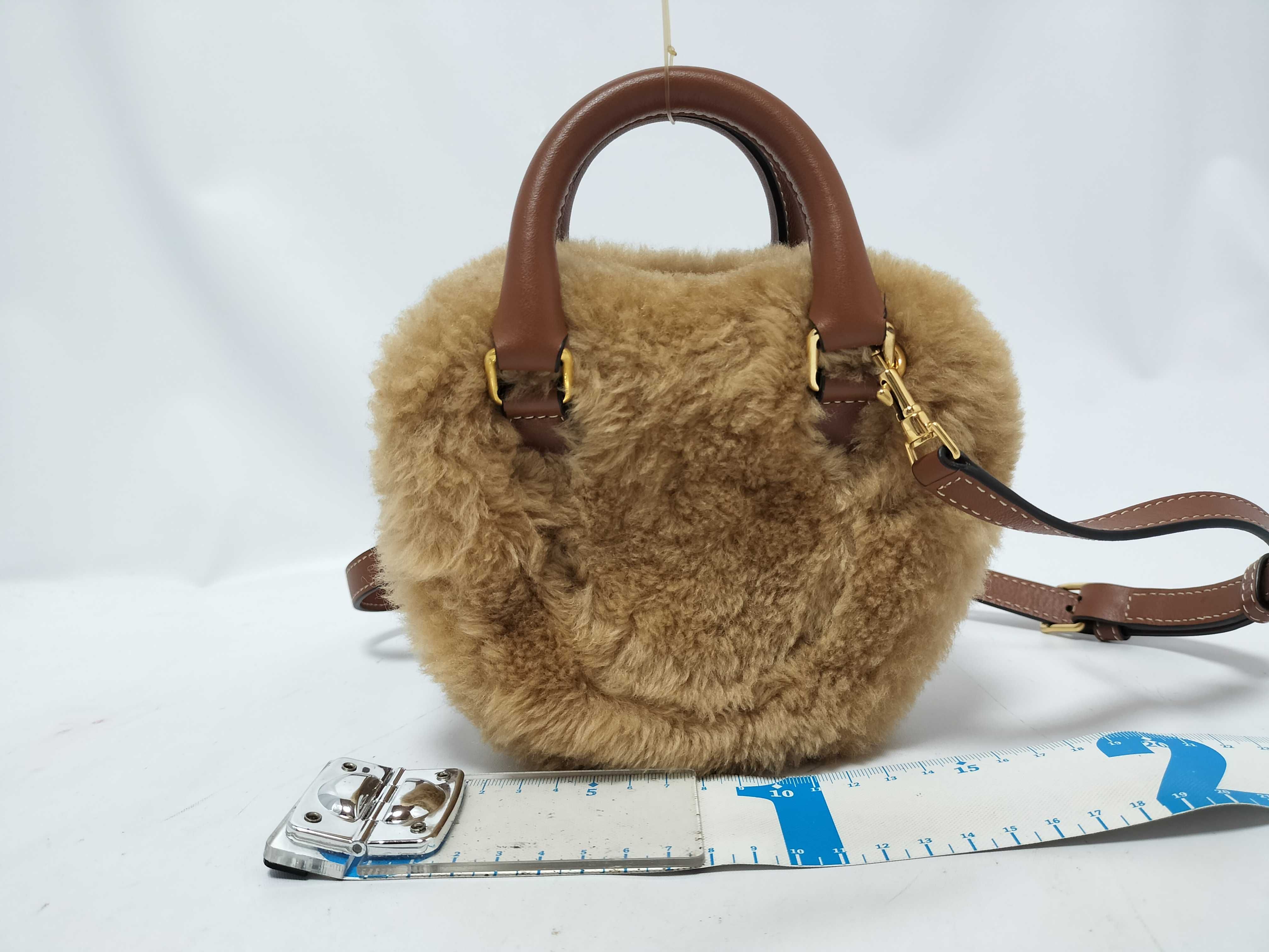 2-way handbag with long strap, shearling, heart design, brown handbag — view 2
