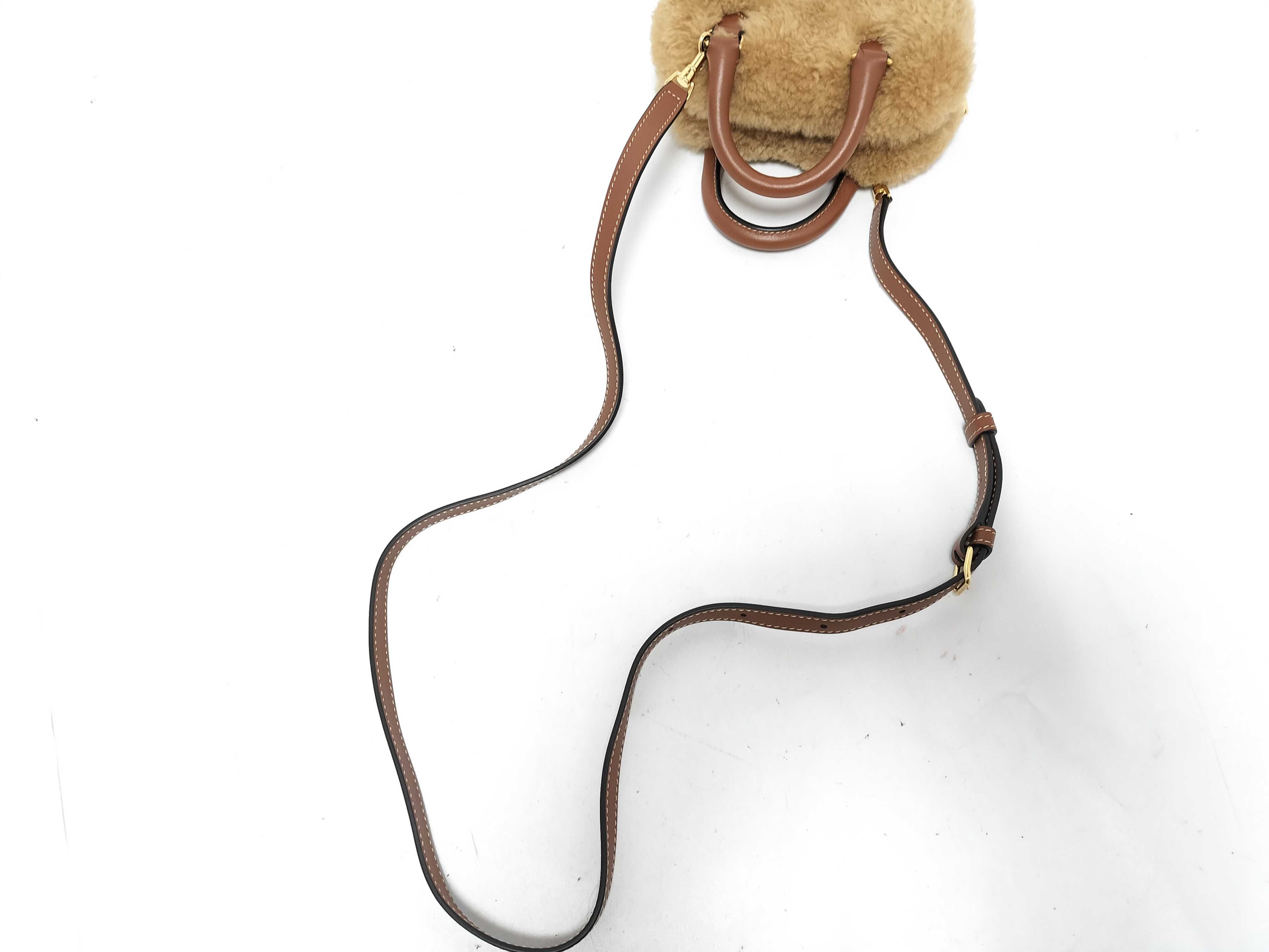 2-way handbag with long strap, shearling, heart design, brown handbag — view 3