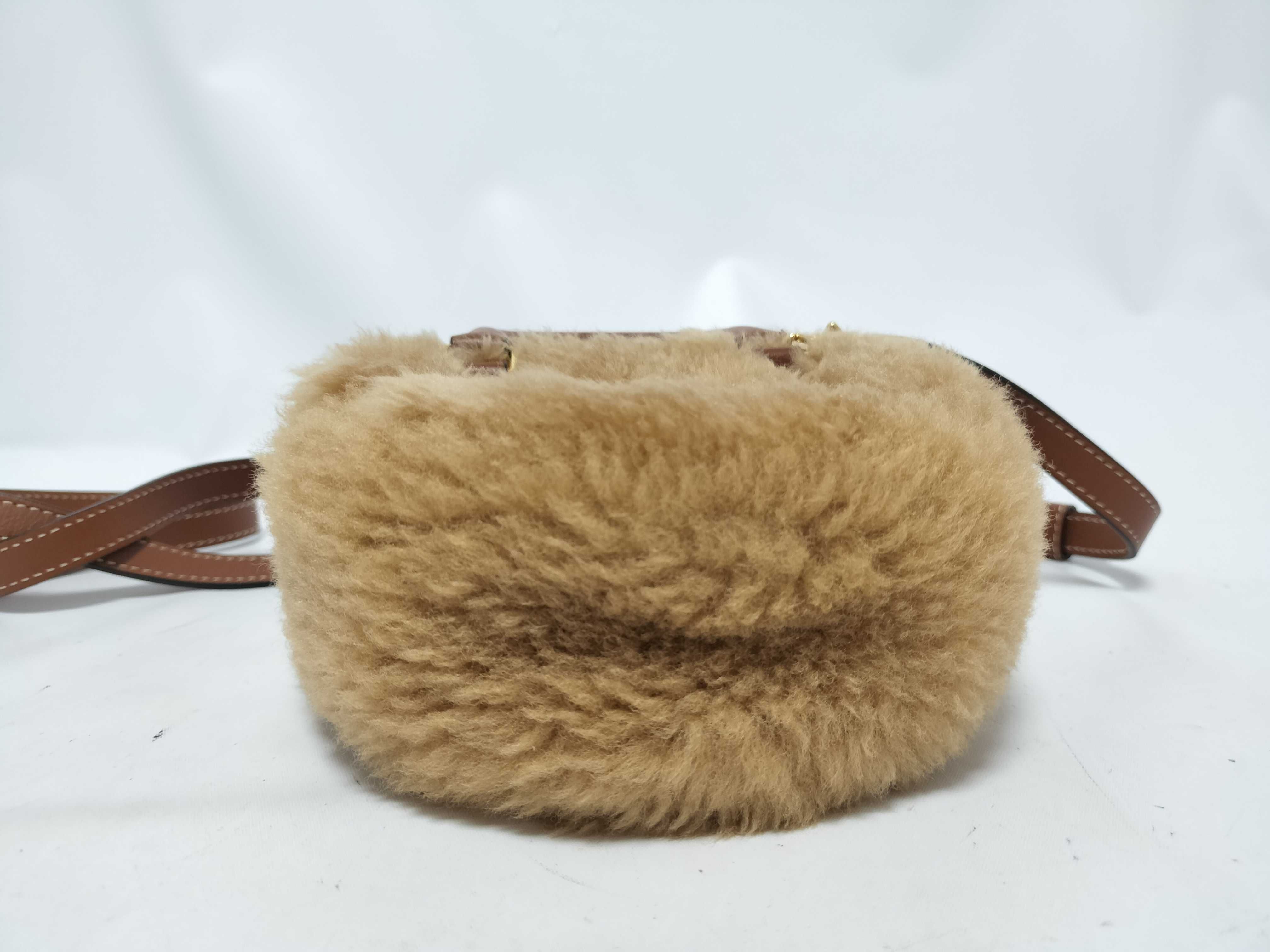 2-way handbag with long strap, shearling, heart design, brown handbag — view 7