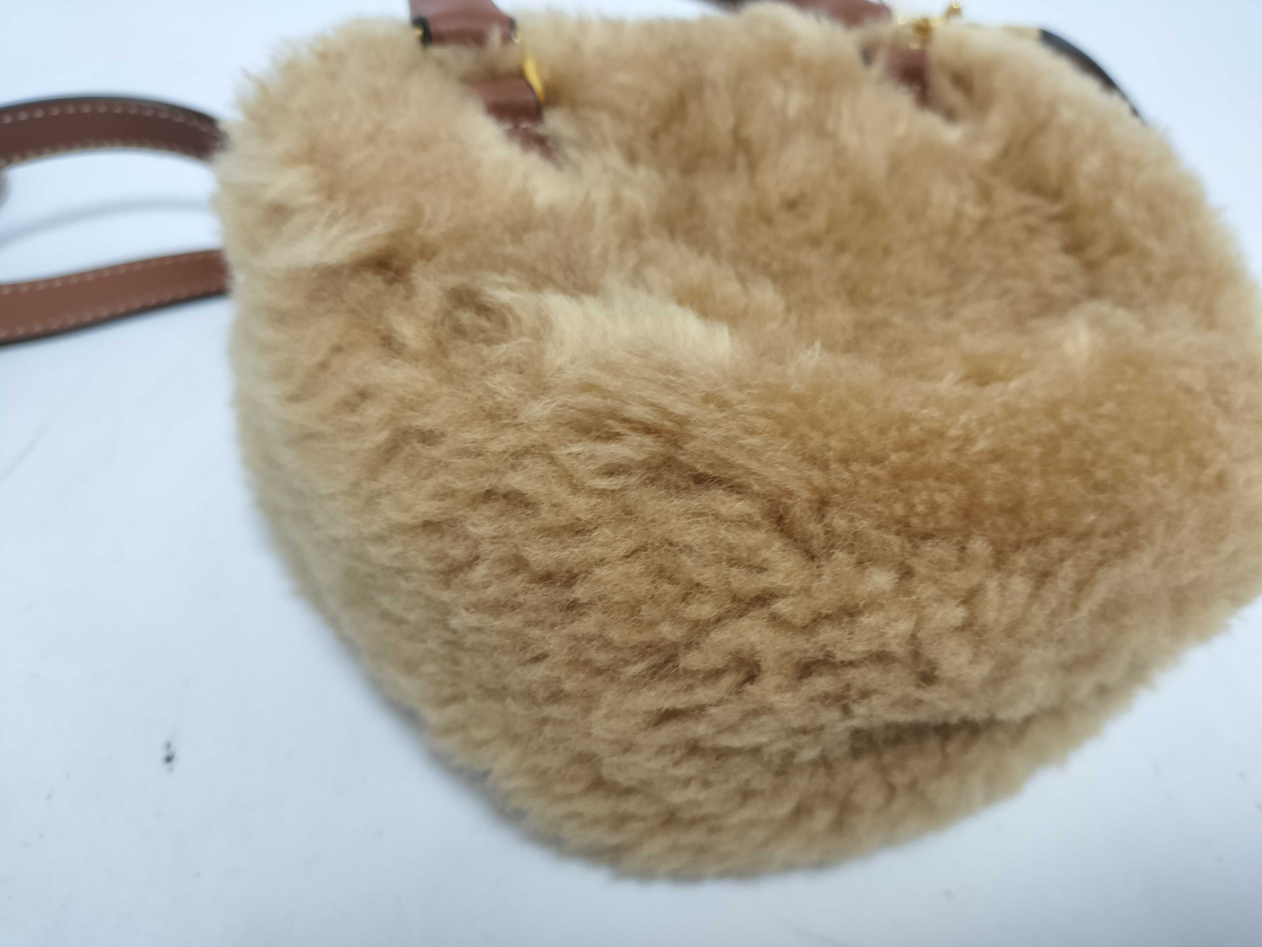 2-way handbag with long strap, shearling, heart design, brown handbag — view 8