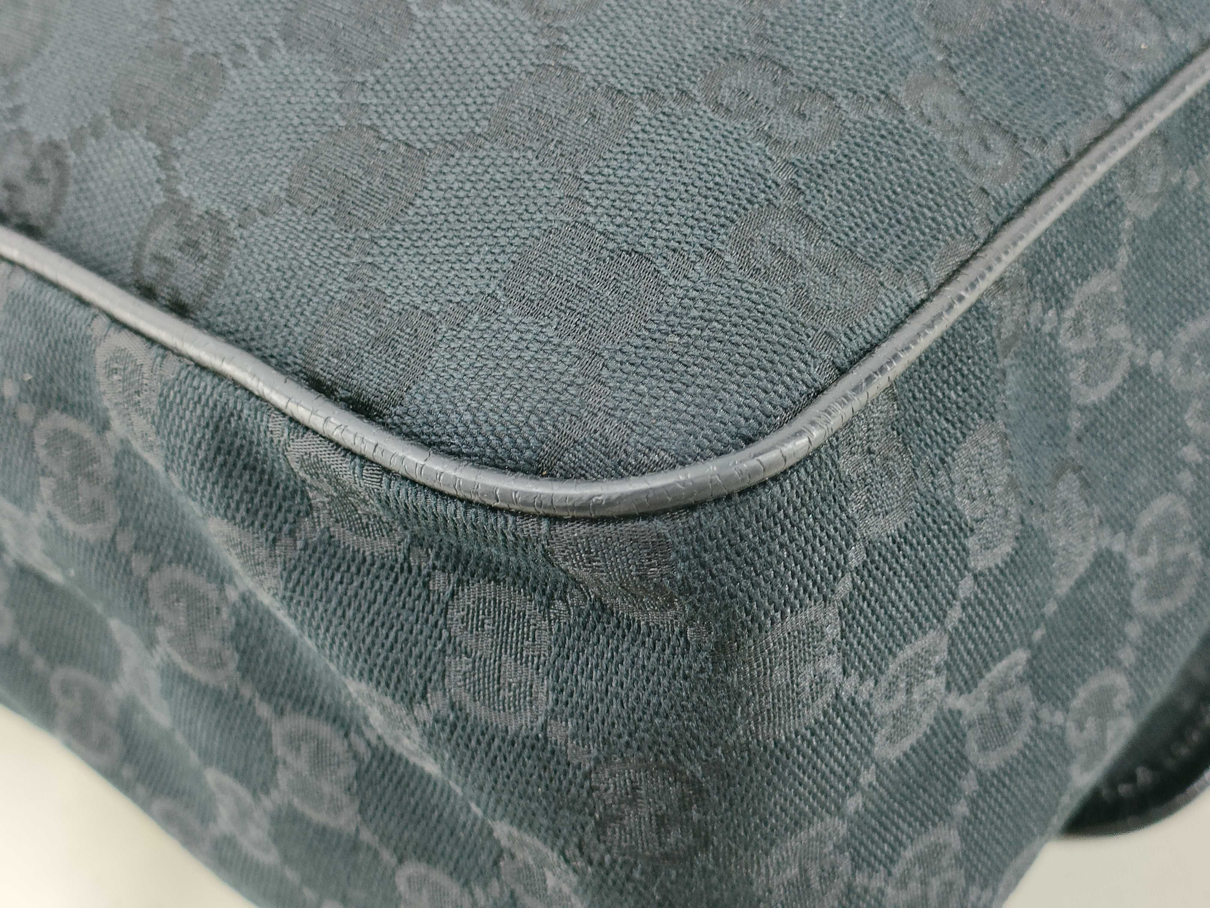 GG Canvas Cherry Line Messenger Shoulder Bag — view 4