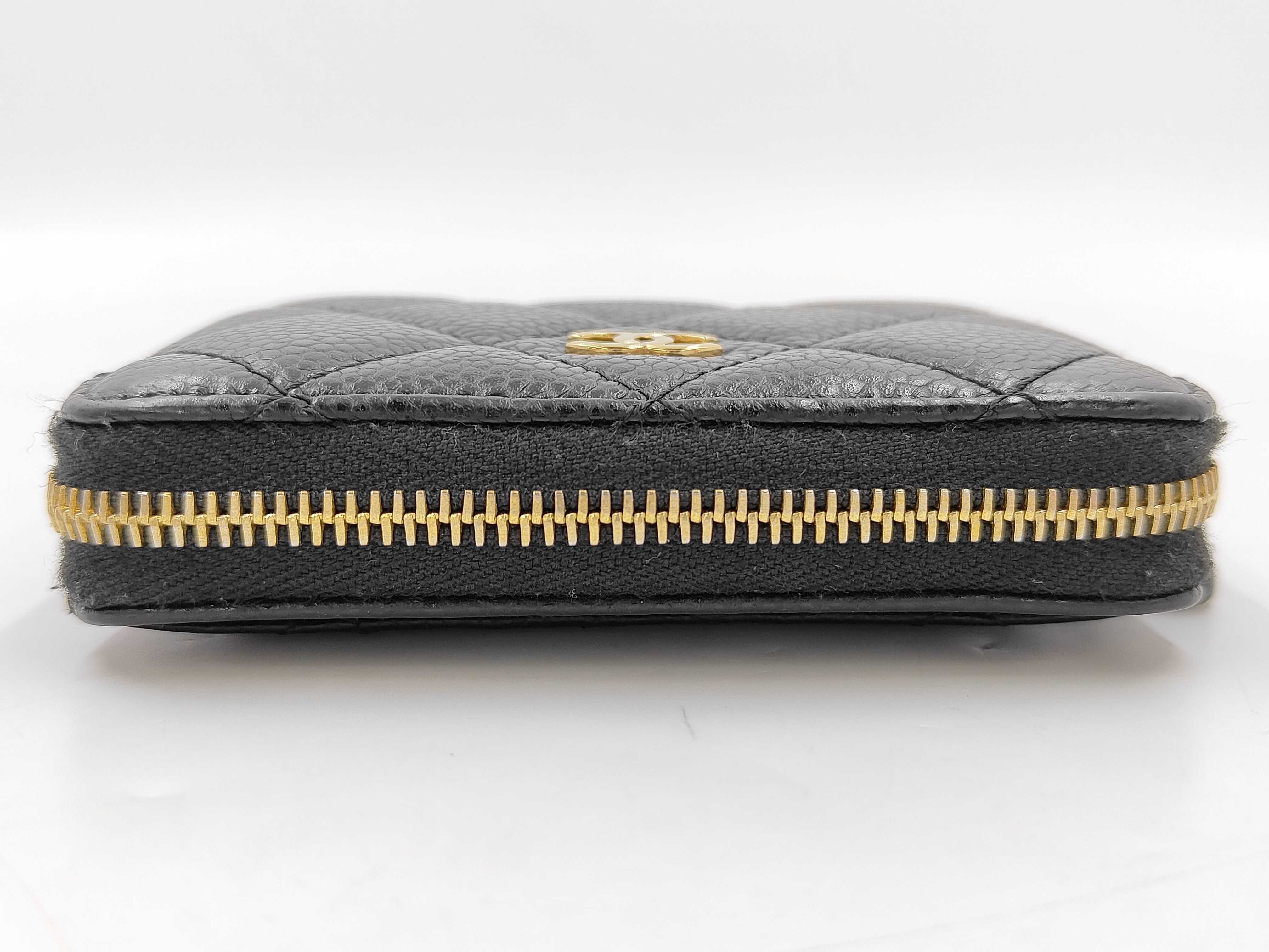 Caviar Matelassé Coin Case, Black/Gold Hardware, PLGC37C4 — view 5