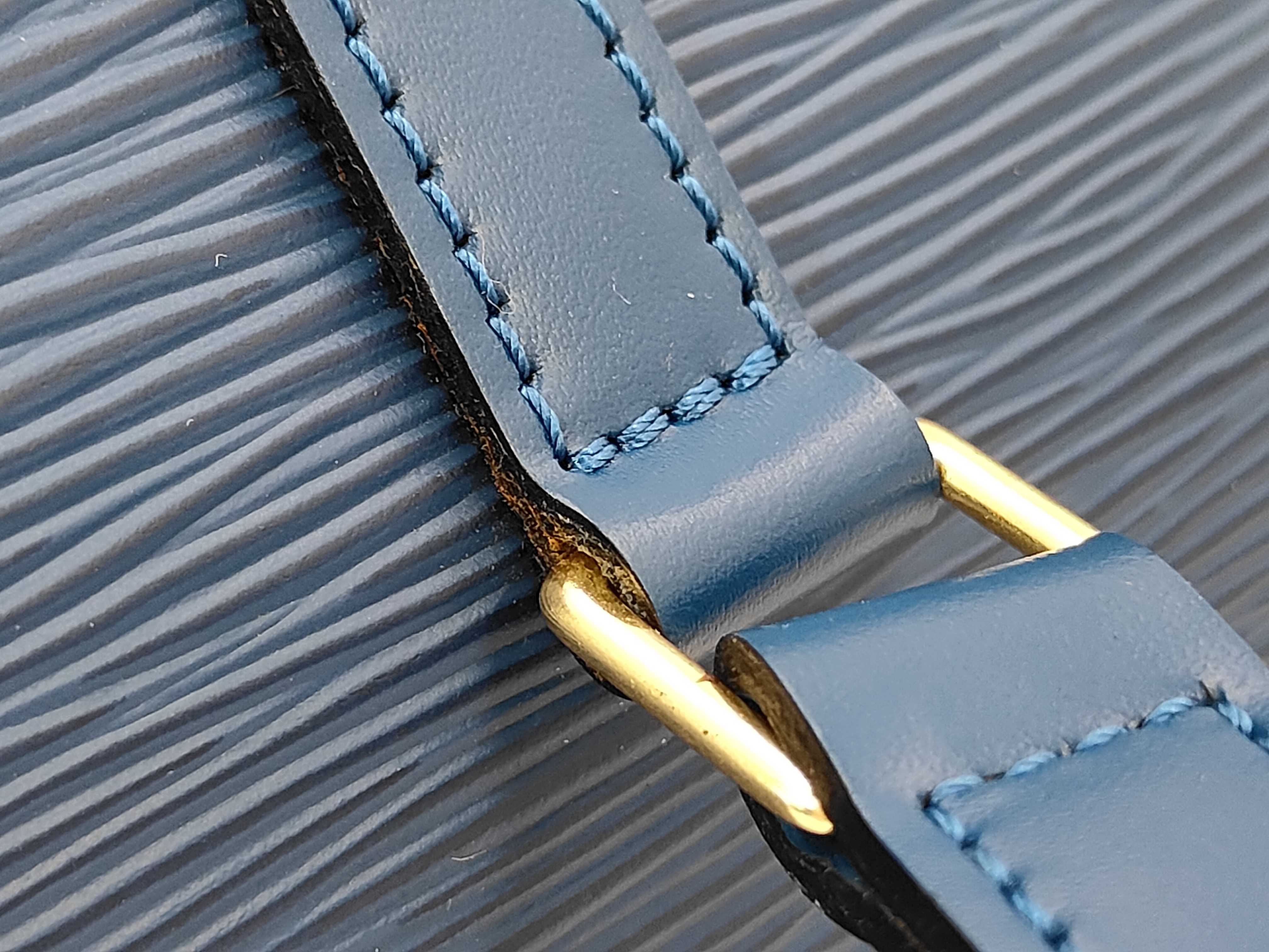 Epi Louis Vuitton Soufflot Handbag Epi M52225 Handbag — view 6