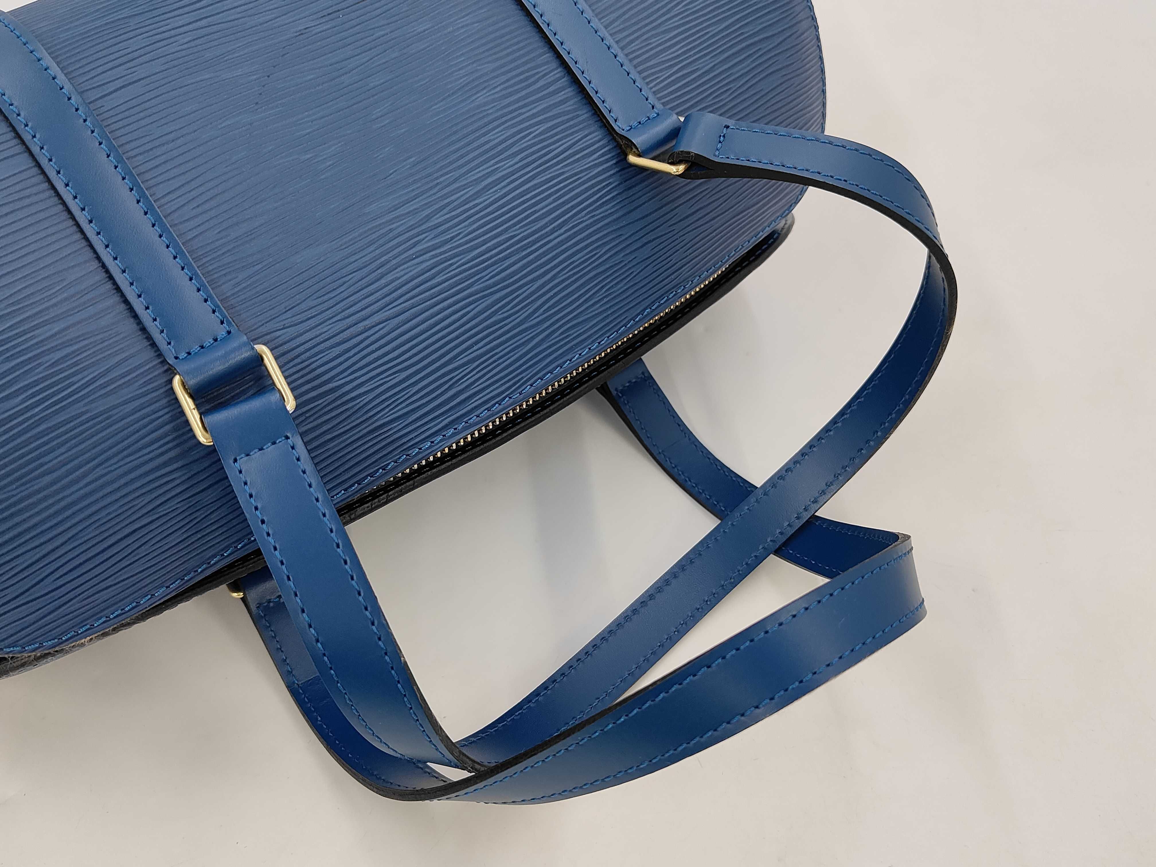 Epi Louis Vuitton Soufflot Handbag Epi M52225 Handbag — view 10
