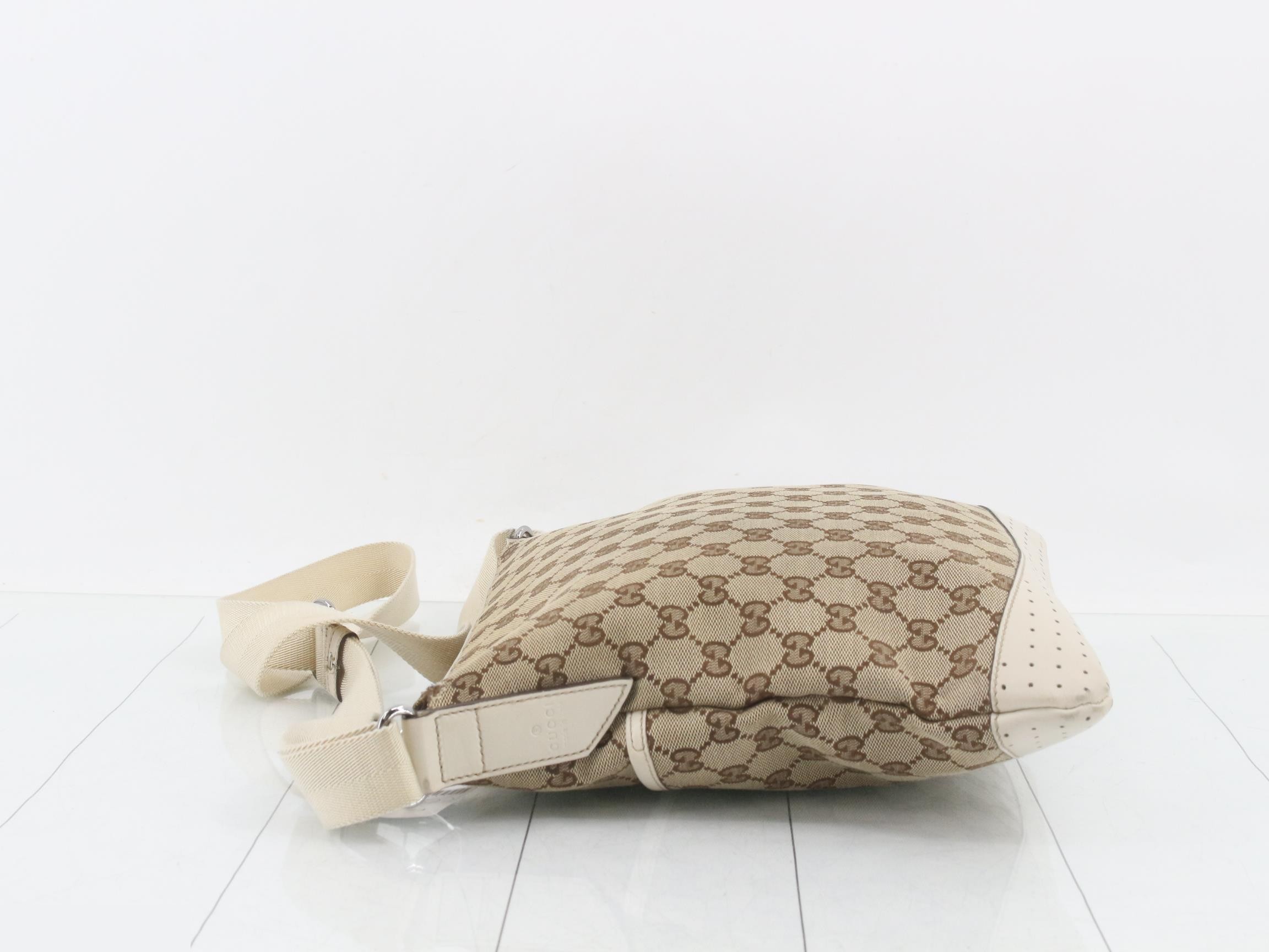 GG Canvas (Bag) - Shoulder Bag — view 4