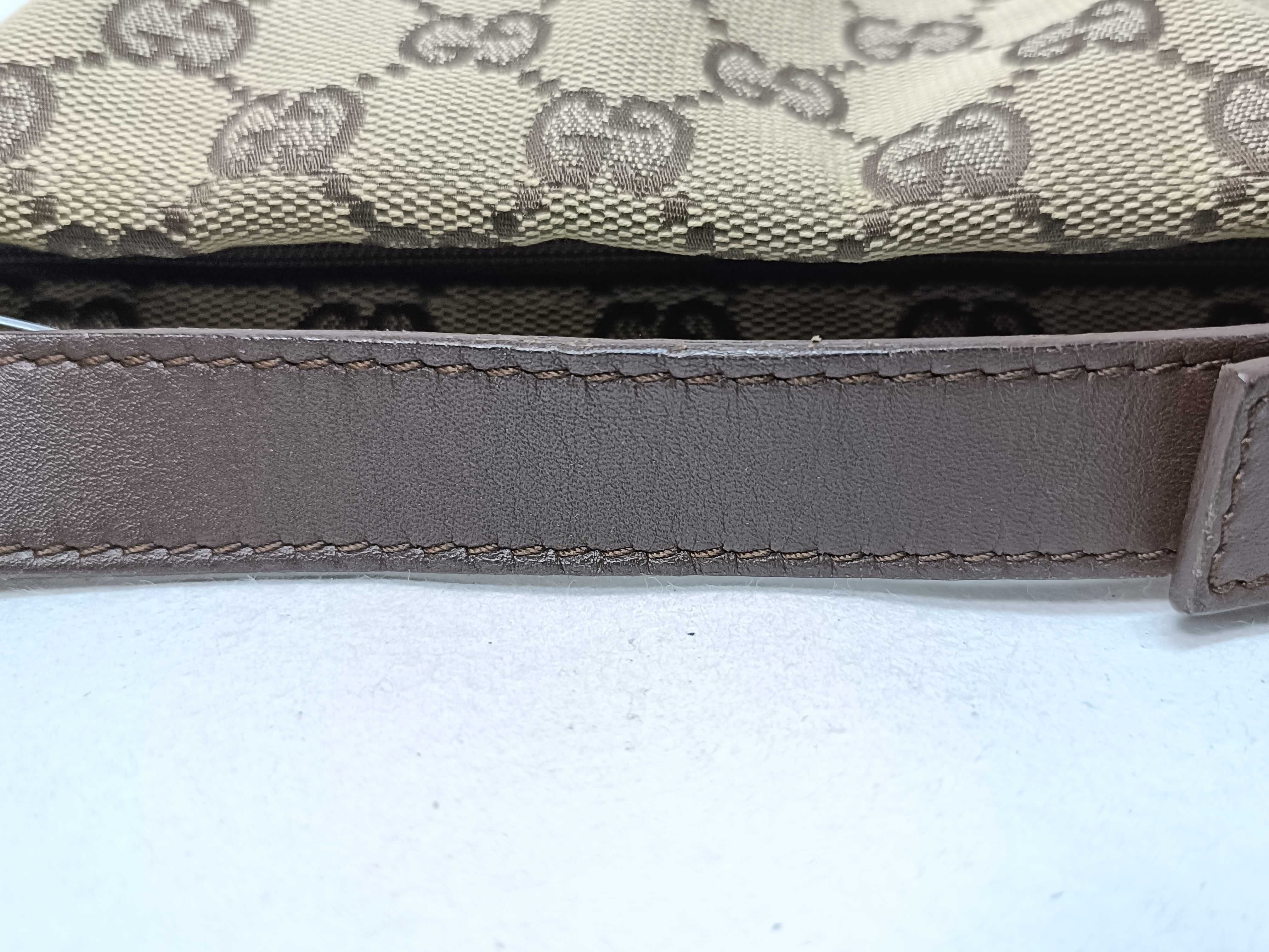 GG Canvas Accessory Pouch 34080 (Stain present) Pouch — view 4