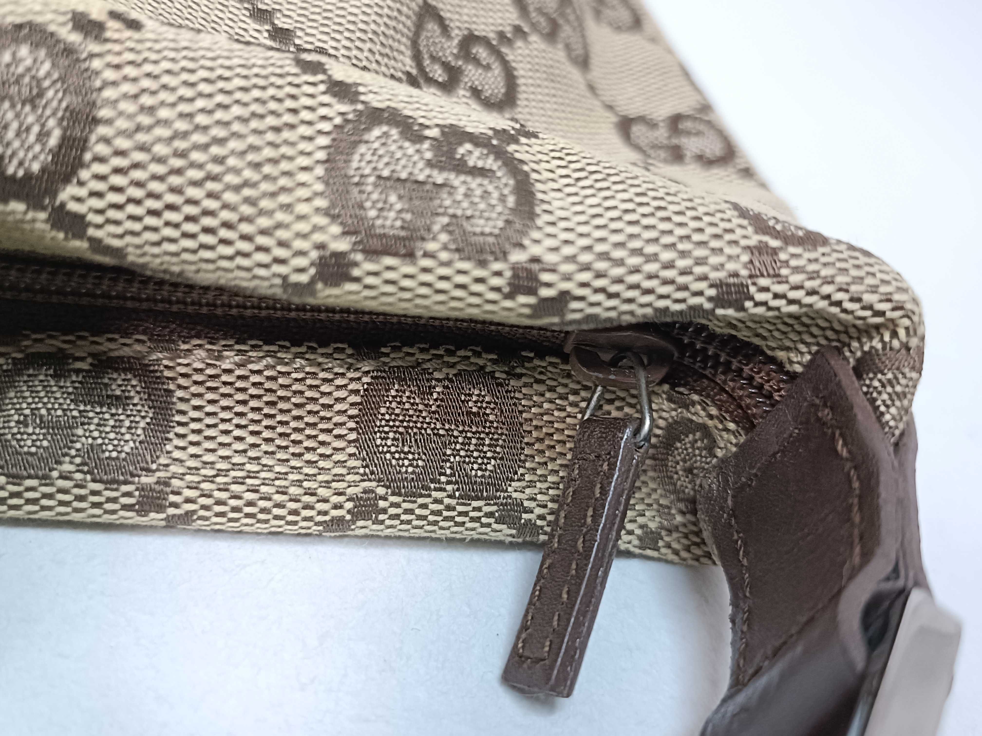 GG Canvas Accessory Pouch 34080 (Stain present) Pouch — view 8