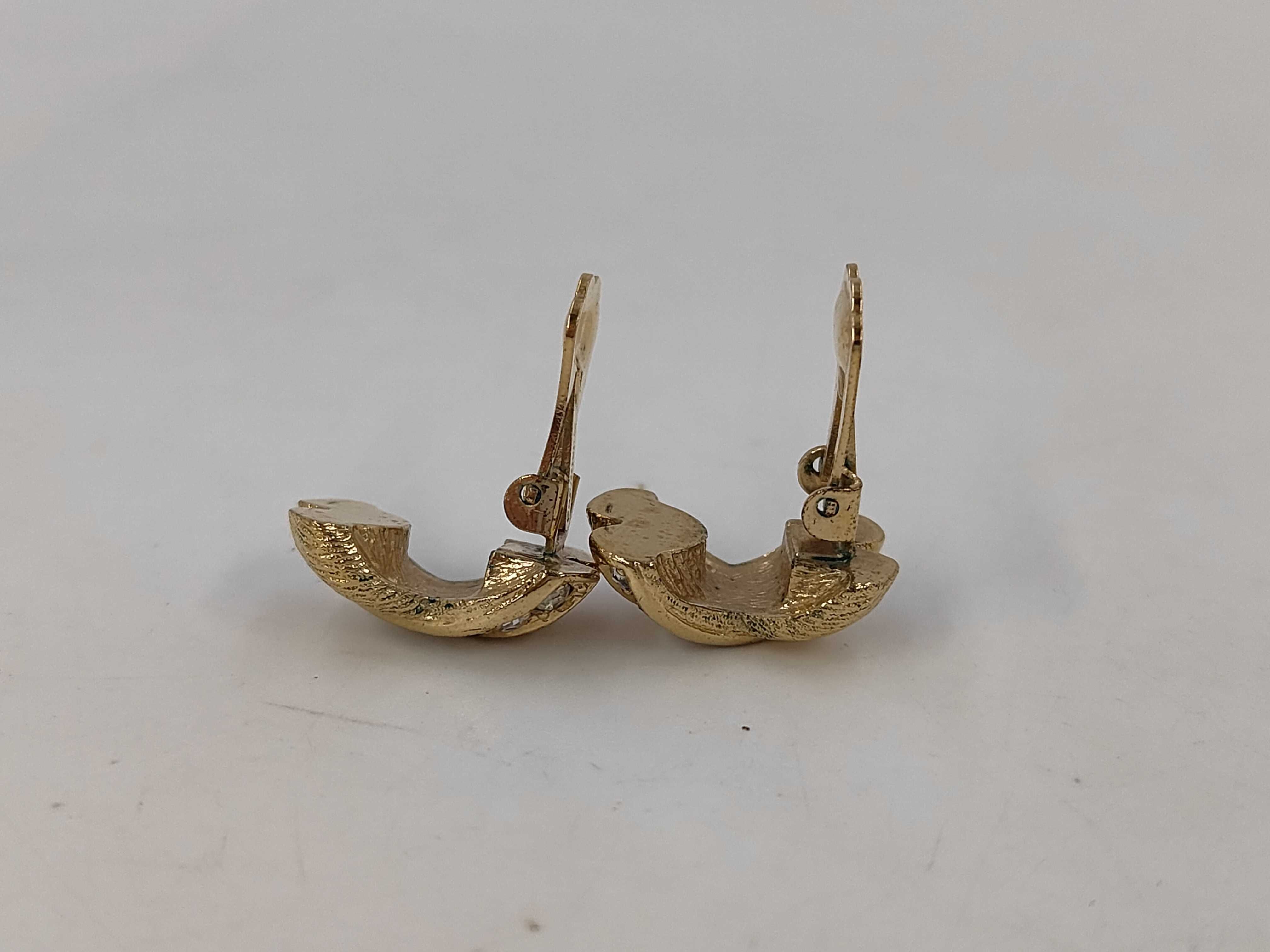 Earrings — view 3