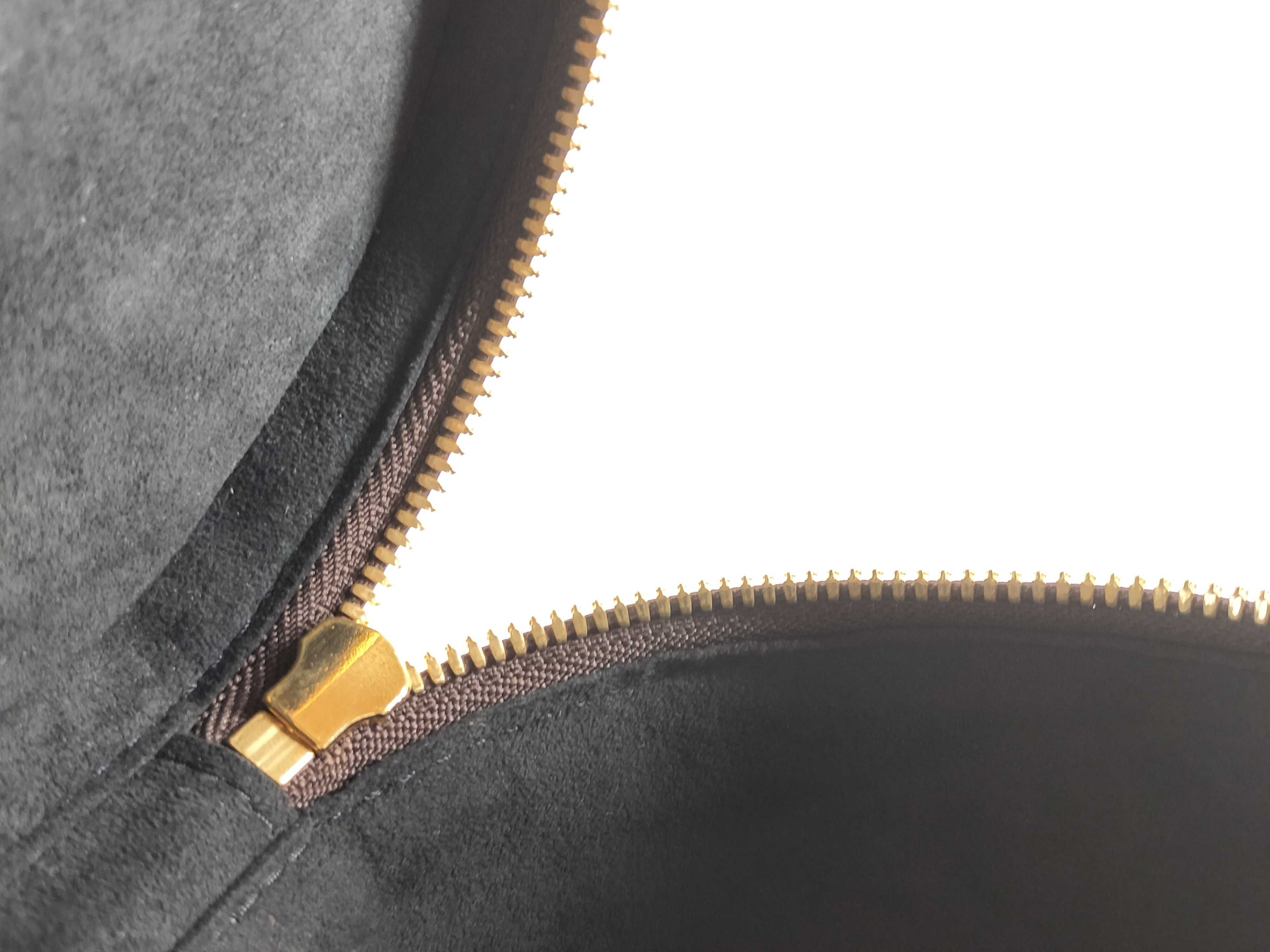 Monogram Louis Vuitton Cannes Monogram Reverse 2-Way Vanity Shoulder Bag M44603 Vanity Bag — view 11