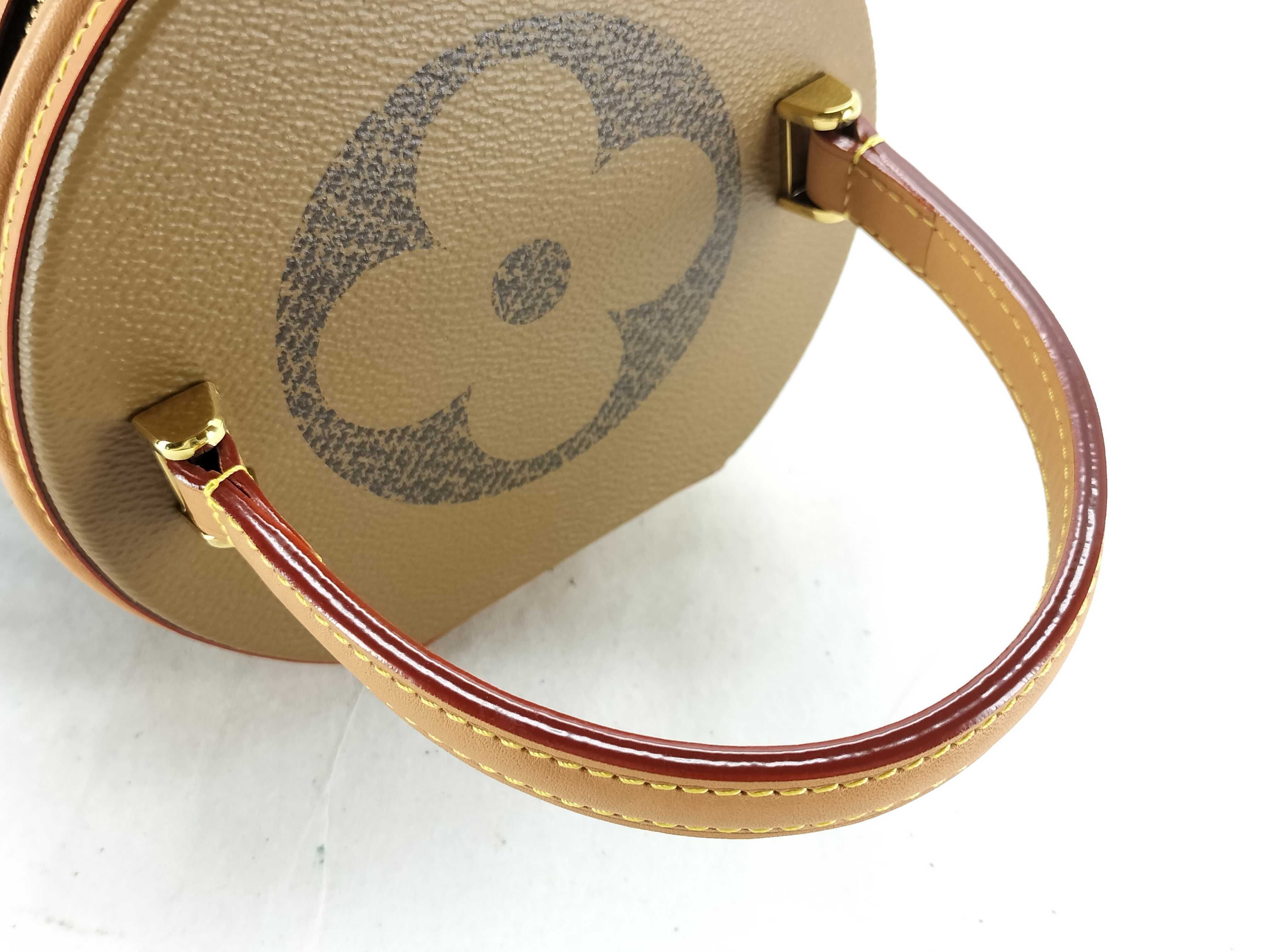 Monogram Louis Vuitton Cannes Monogram Reverse 2-Way Vanity Shoulder Bag M44603 Vanity Bag — view 3