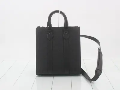 M21884 Taurillon Sac Plat Cloth 2-Way Bag