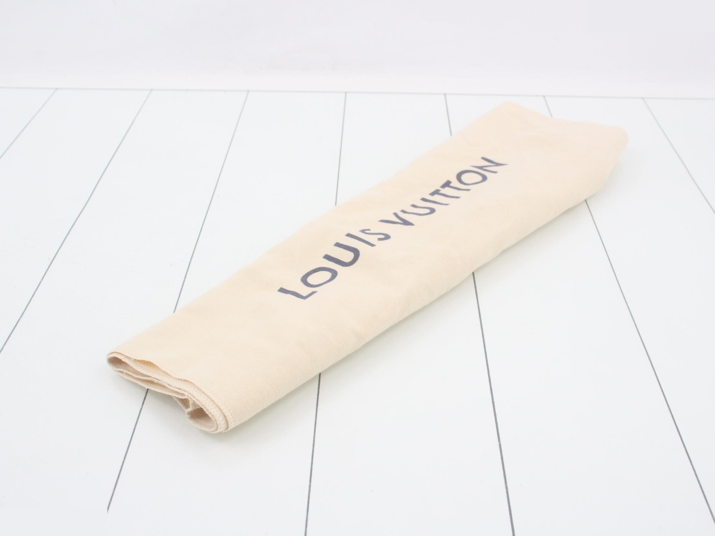 M21884 Taurillon Sac Plat Cloth 2-Way Bag — view 7