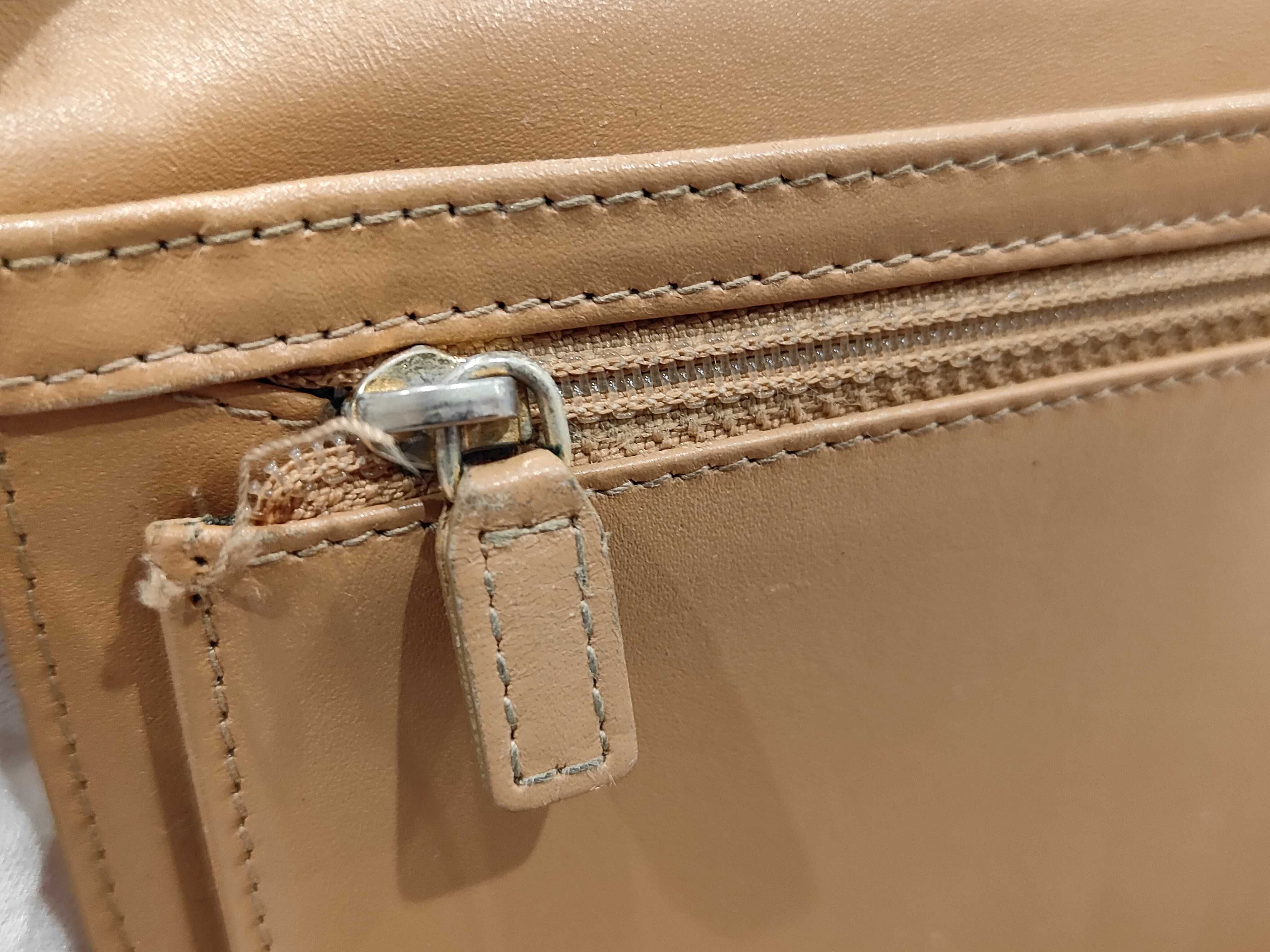 wallet — view 10