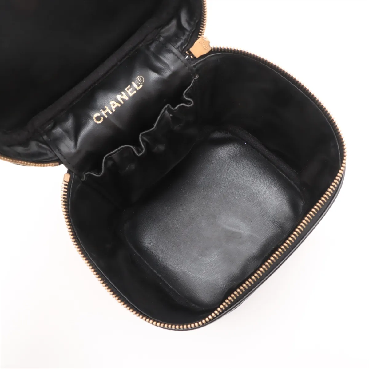 Cocomark caviar skin vanity bag black gold hardware — view 7