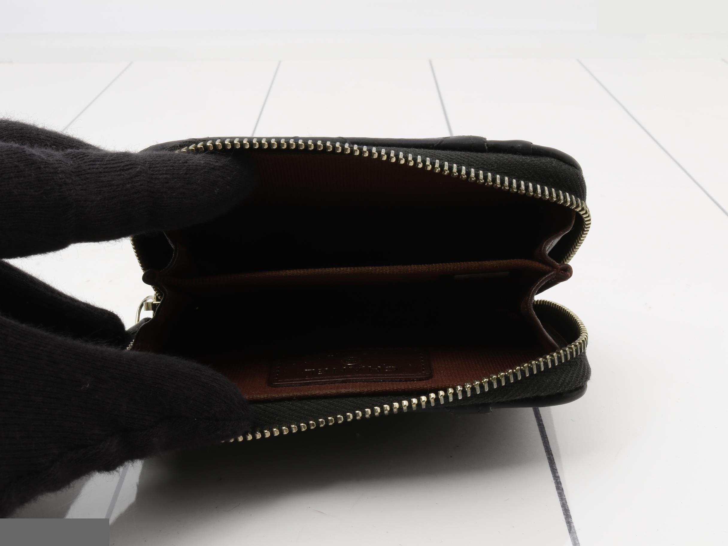 Matelassé Card Coin Case — view 4