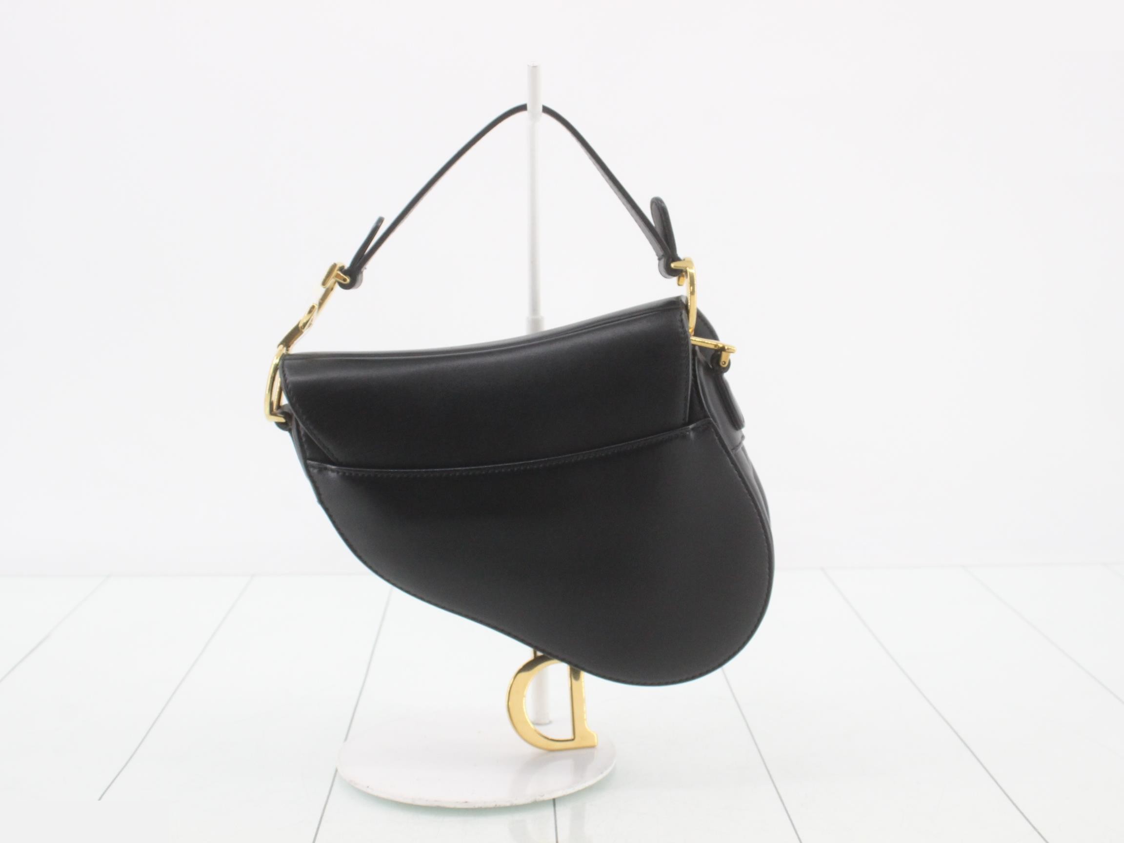 Smooth calfskin saddlebag, medium size, leather, black — view 2