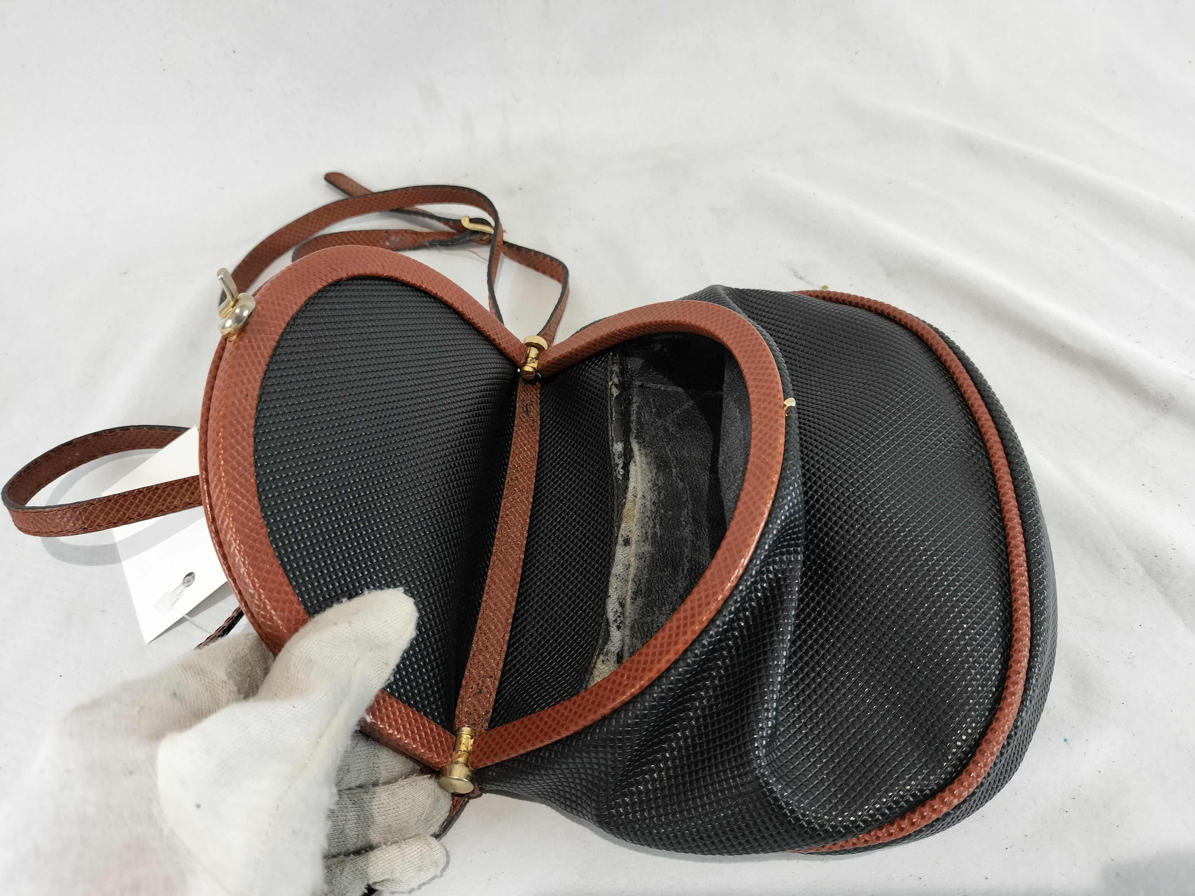 Vintage Shoulder Bag (with some deterioration inside) — view 8