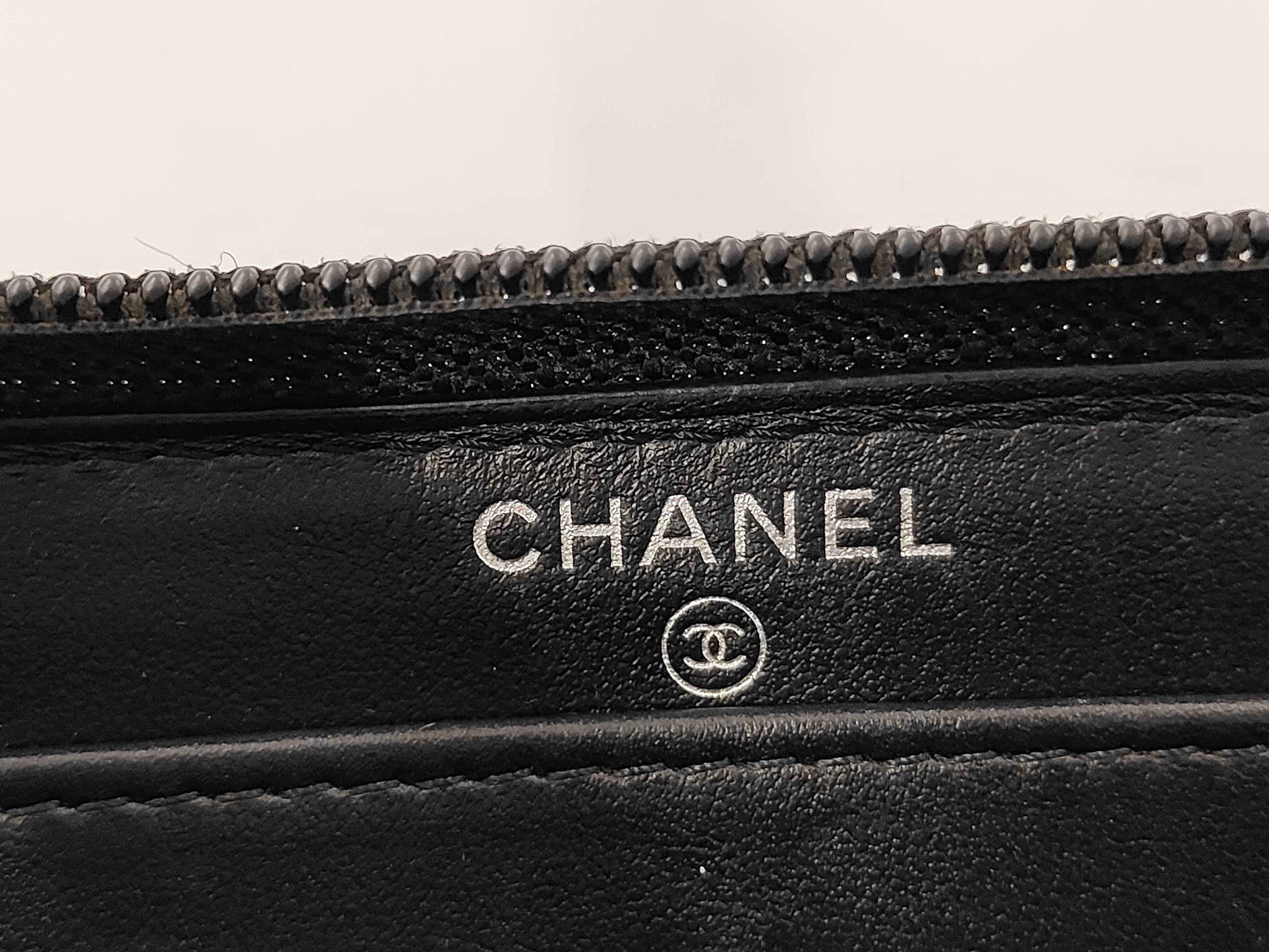 Matelassé Boy Chanel Wallet — view 6