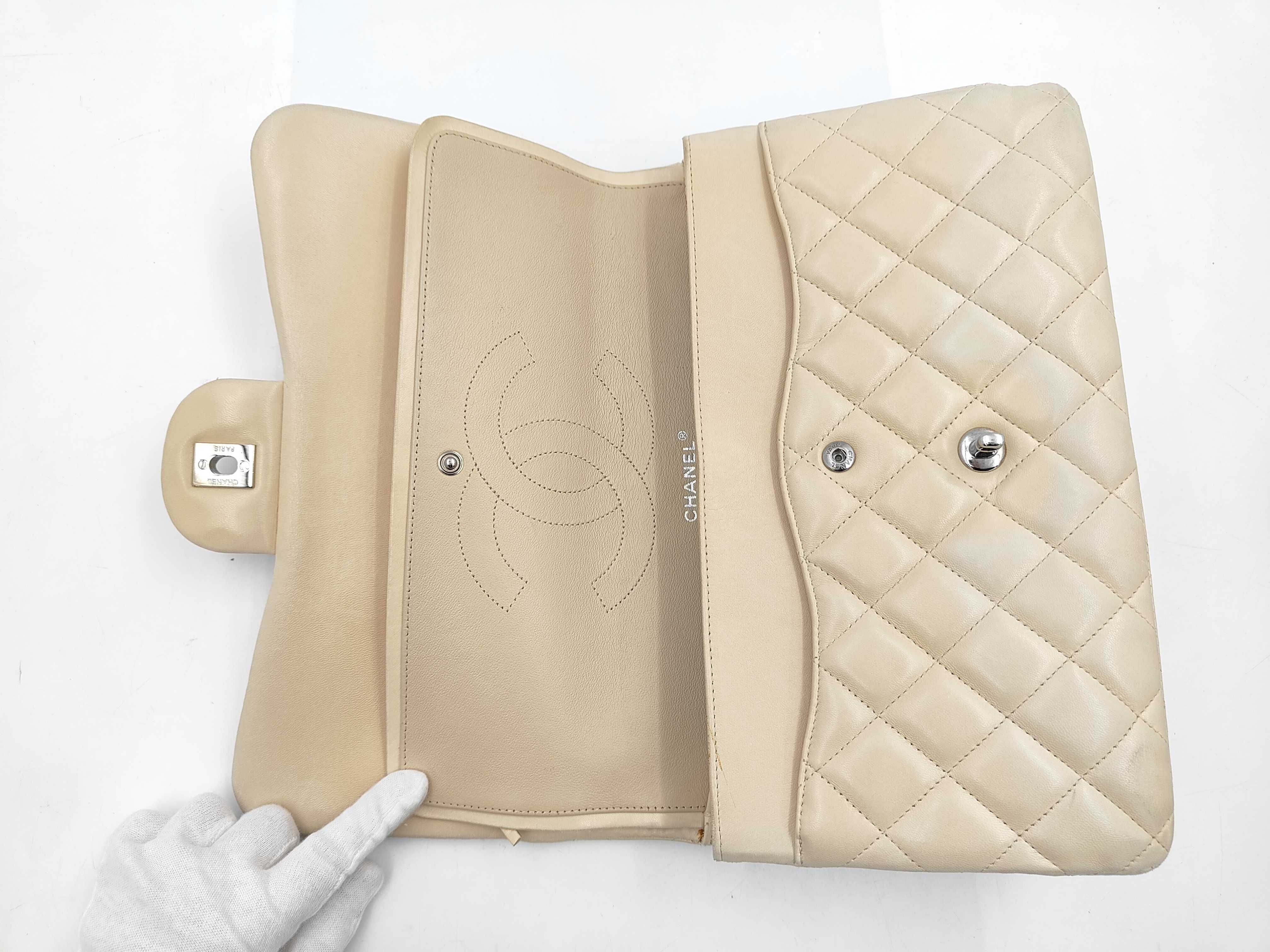 Matelassé 30 Lambskin Shoulder Bag, Beige, Double Flap, Seal 14 Series — view 6