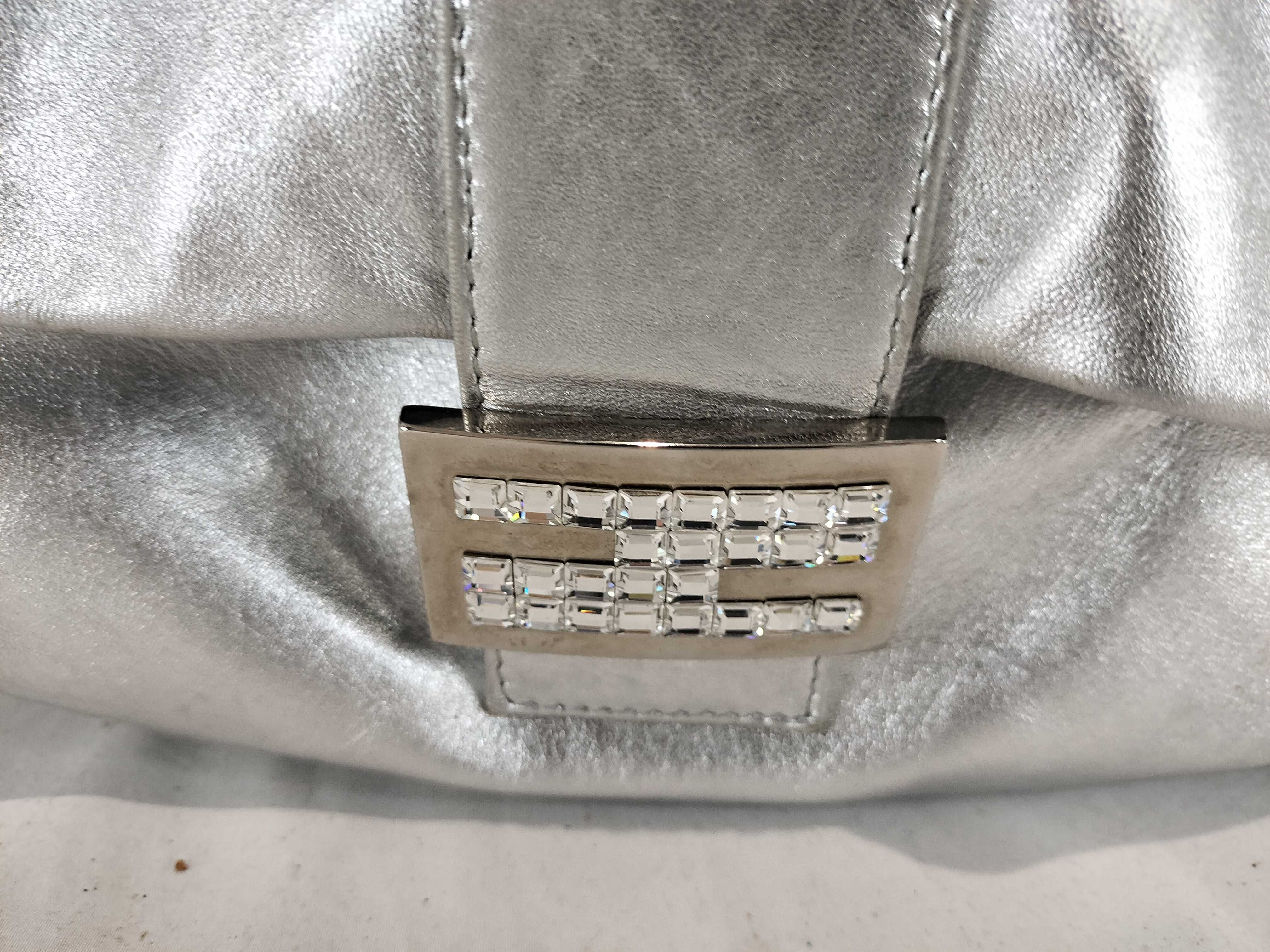 Mamma Bucket/One-Shoulder Bag/Light Stone/Metallic/Silver Handbag — view 2