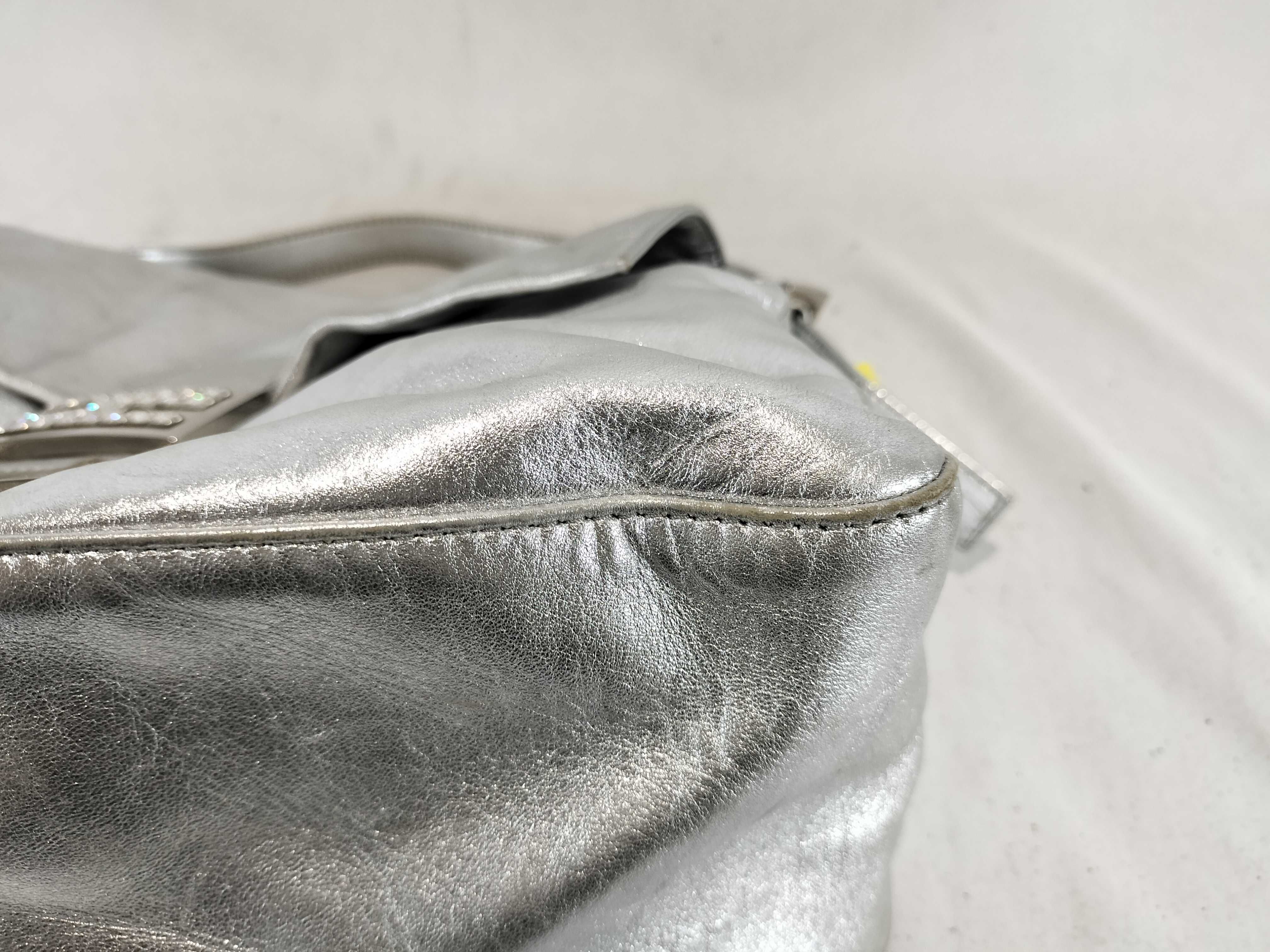 Mamma Bucket/One-Shoulder Bag/Light Stone/Metallic/Silver Handbag — view 7
