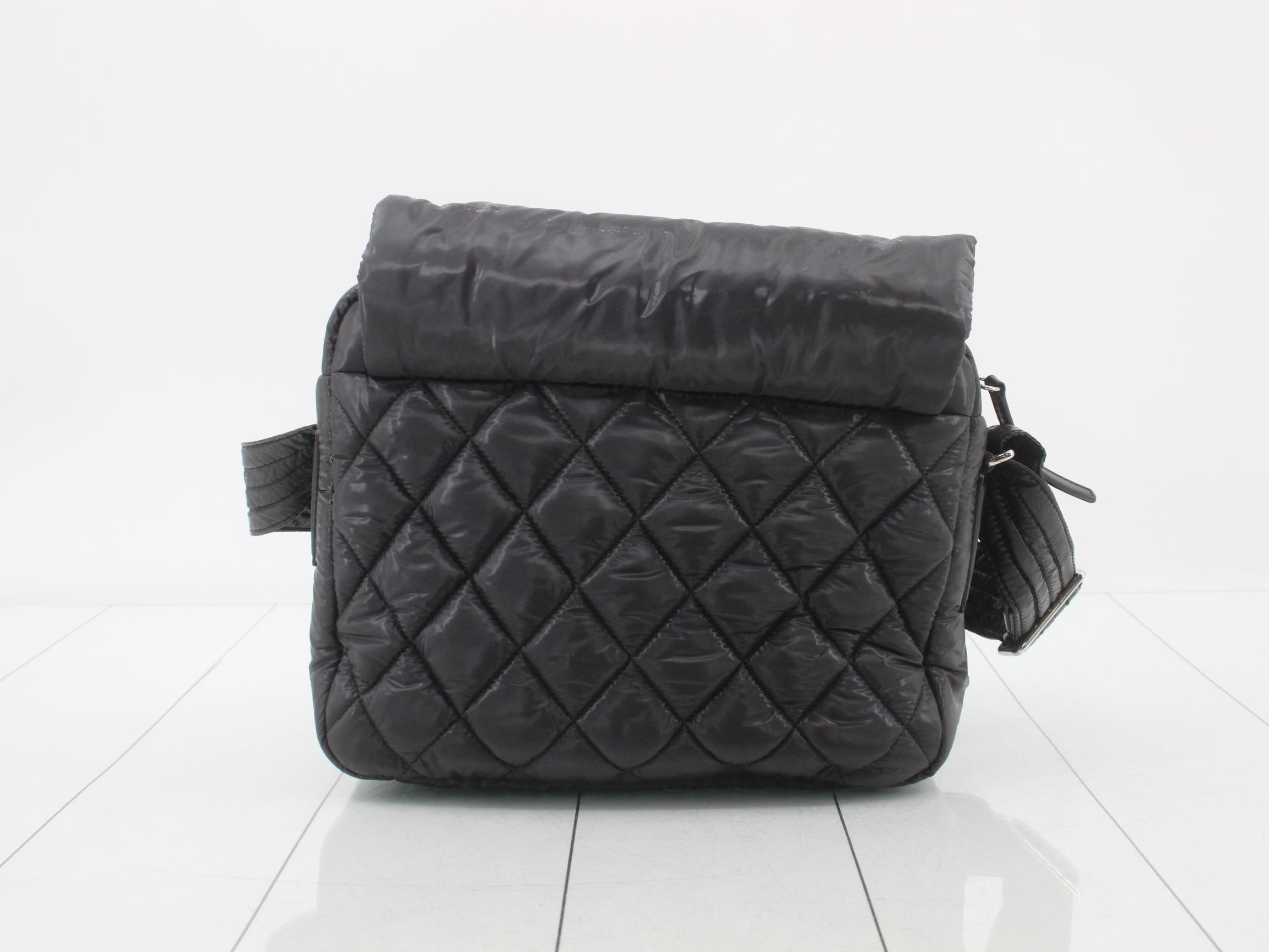 Coco Cocoon Coco Mark Shoulder Bag, Black — view 2