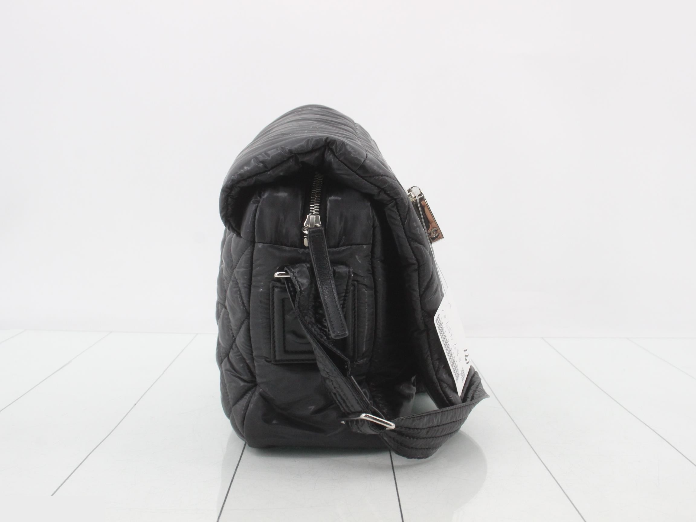 Coco Cocoon Coco Mark Shoulder Bag, Black — view 4