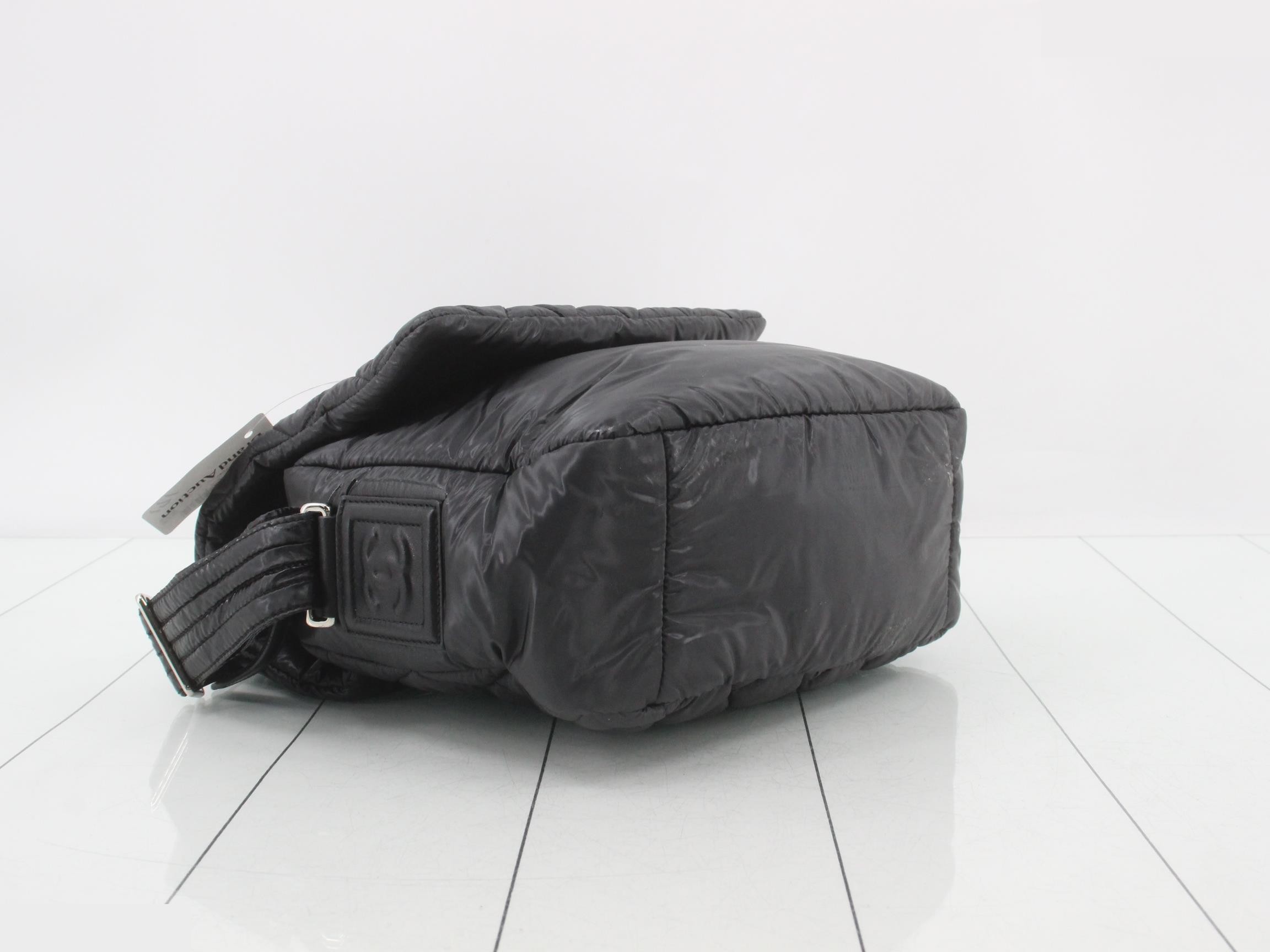 Coco Cocoon Coco Mark Shoulder Bag, Black — view 5
