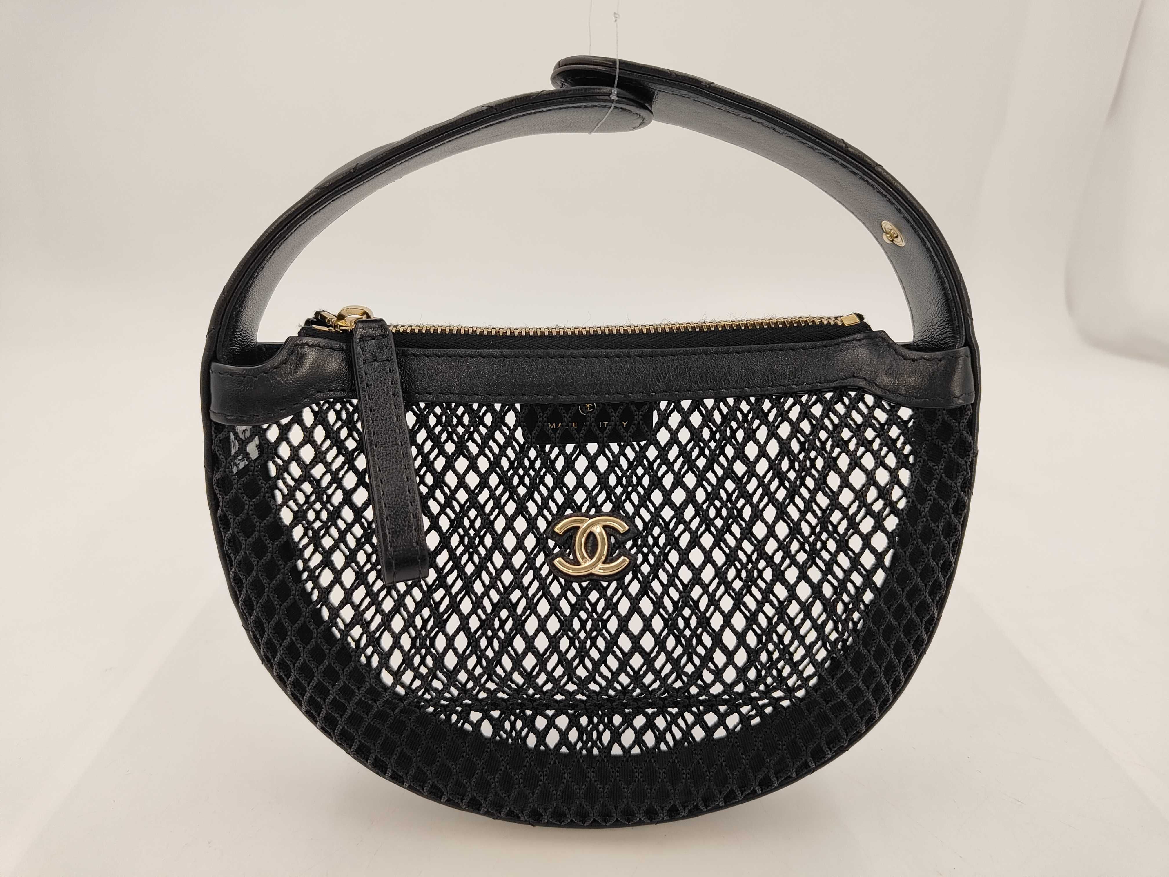 matelasse shoulder bag