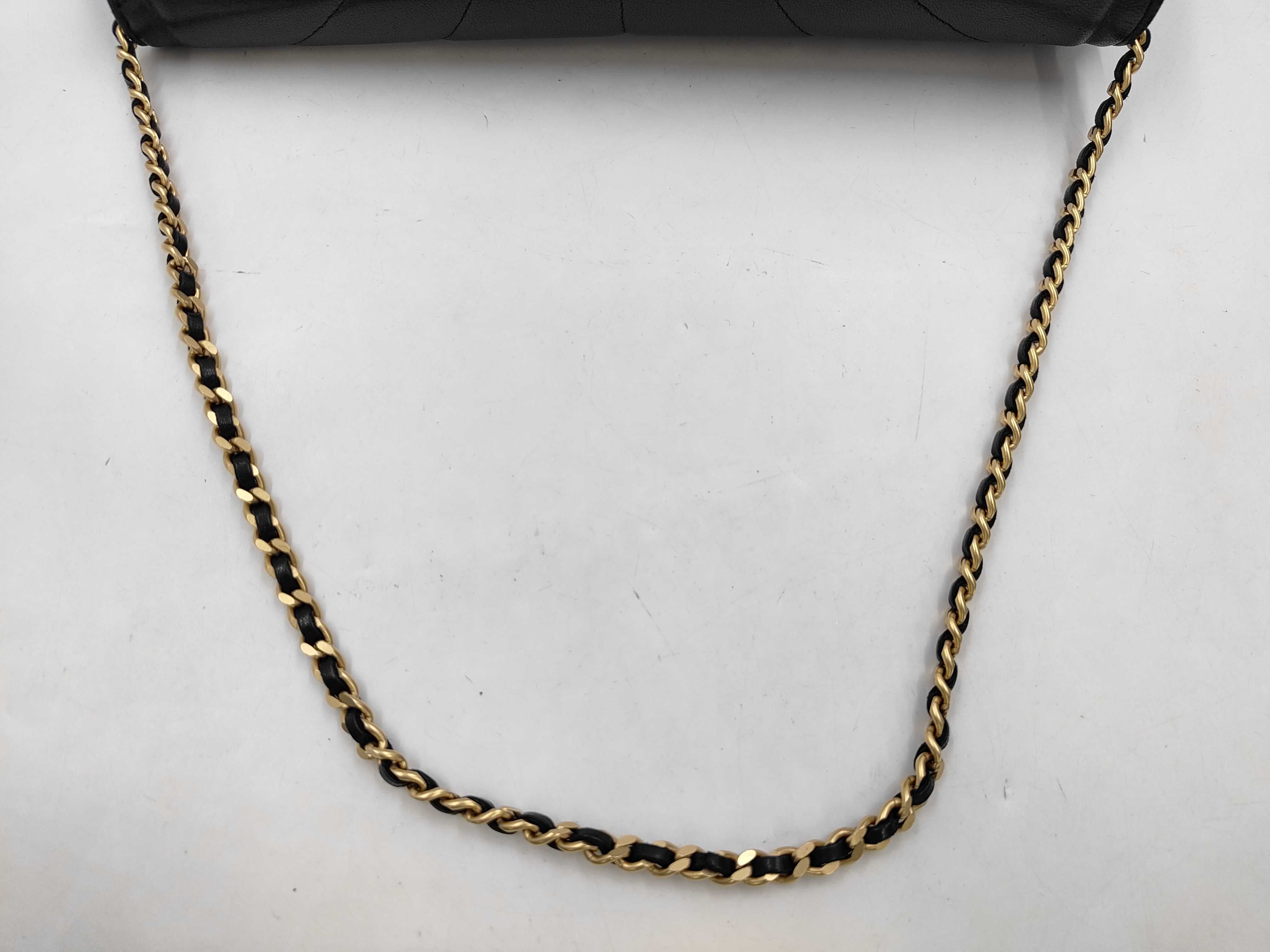 Lambskin Chain Handbag Imperial Eagle Coco Mark Black Shoulder Bag — view 9