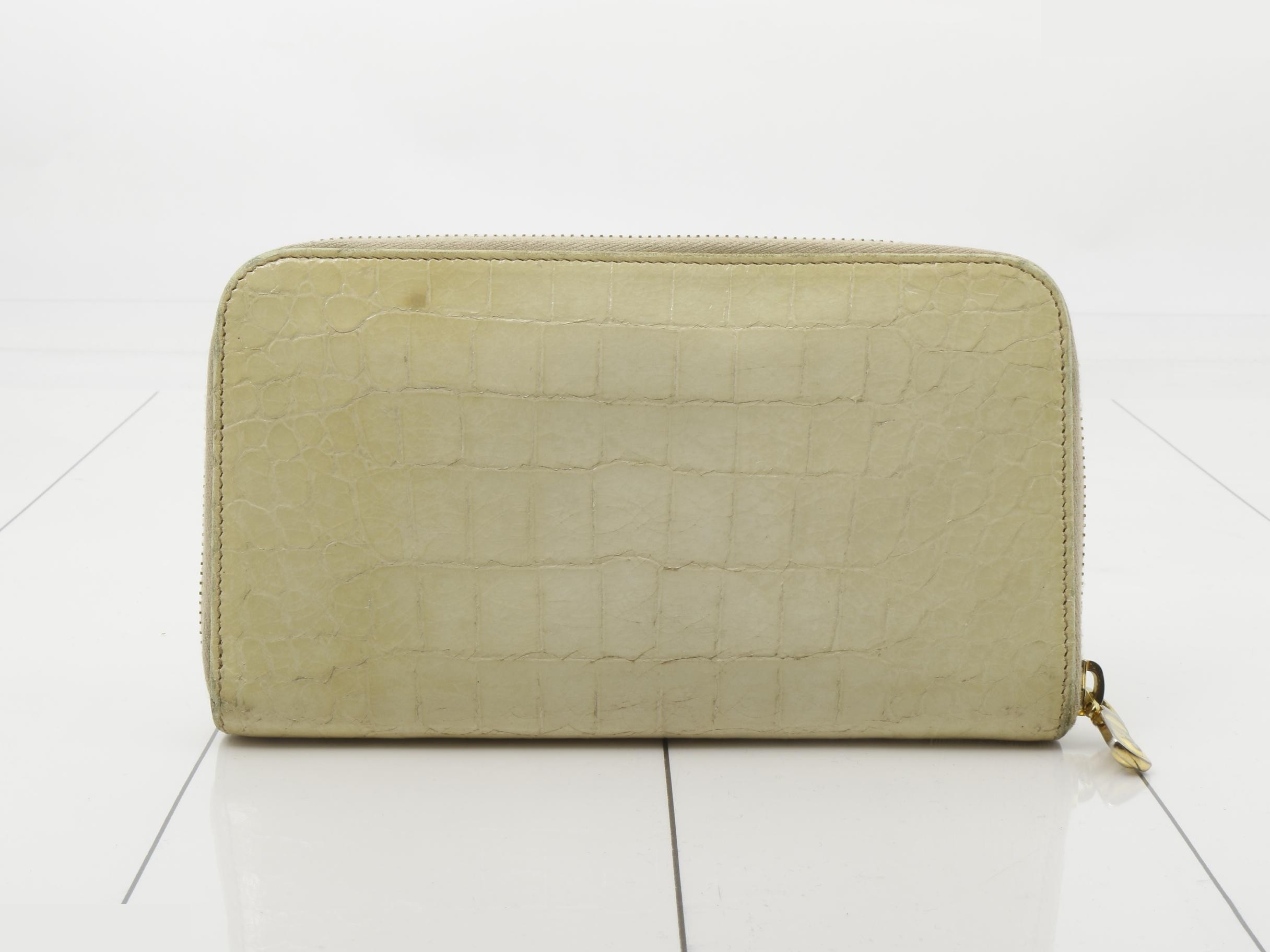 Other lines: Bags and Wallets — view 2