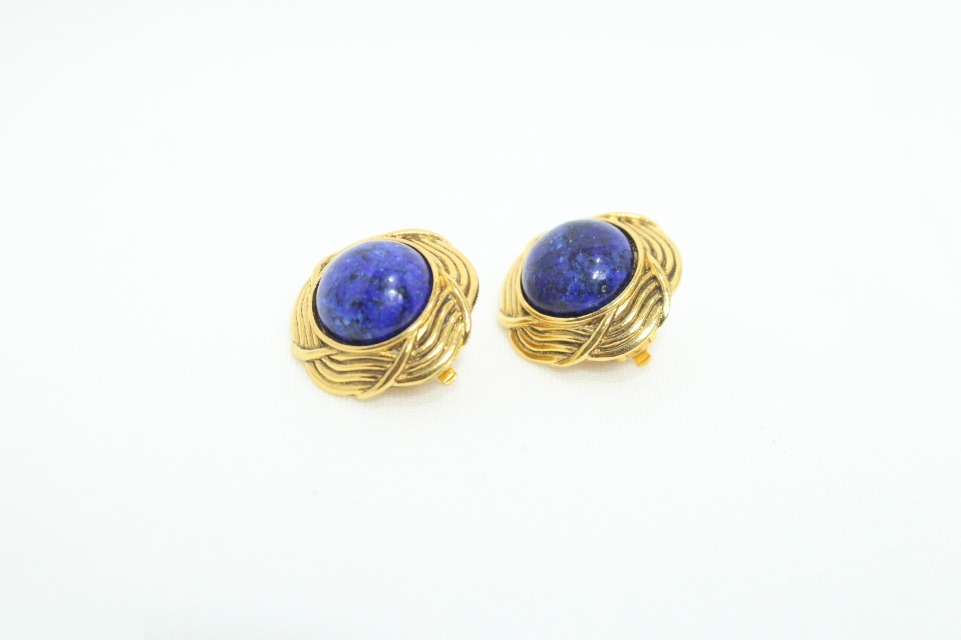 Vintage Classic (Precious Metal) Earrings — view 2