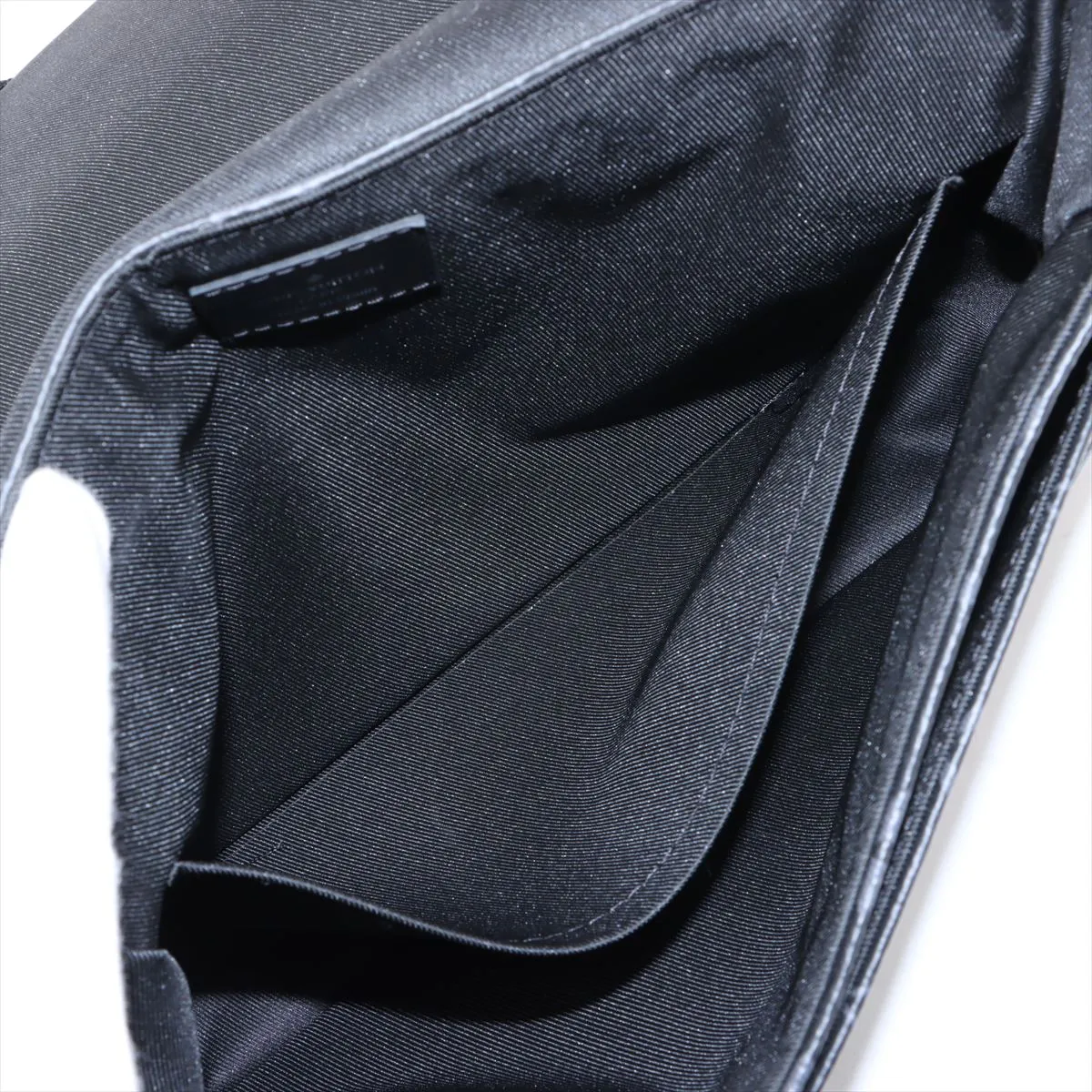 Monogram Eclipse District PMNM M44000 Black RFID response — view 8
