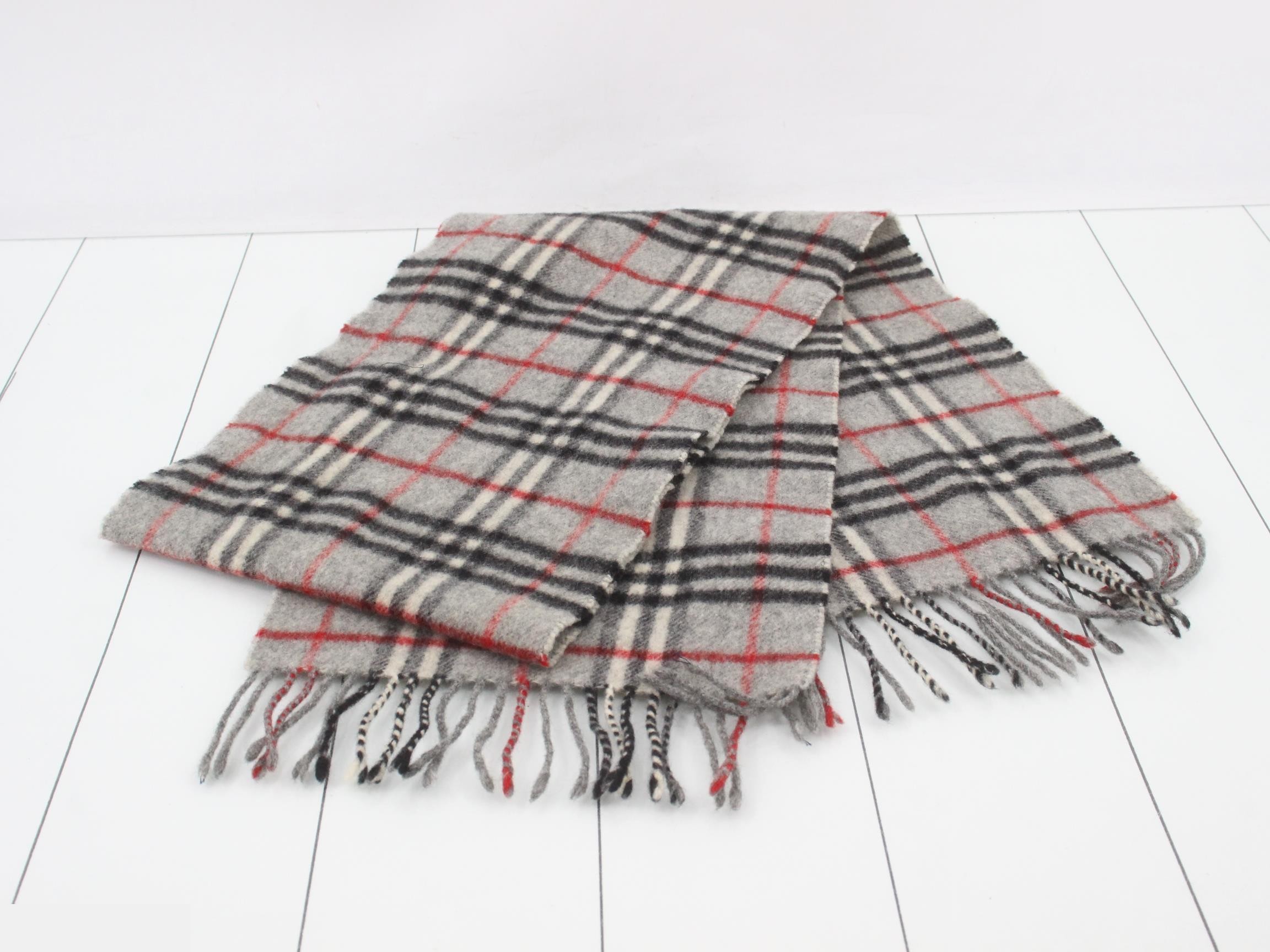 Nova Check Scarf, Gray — view 3