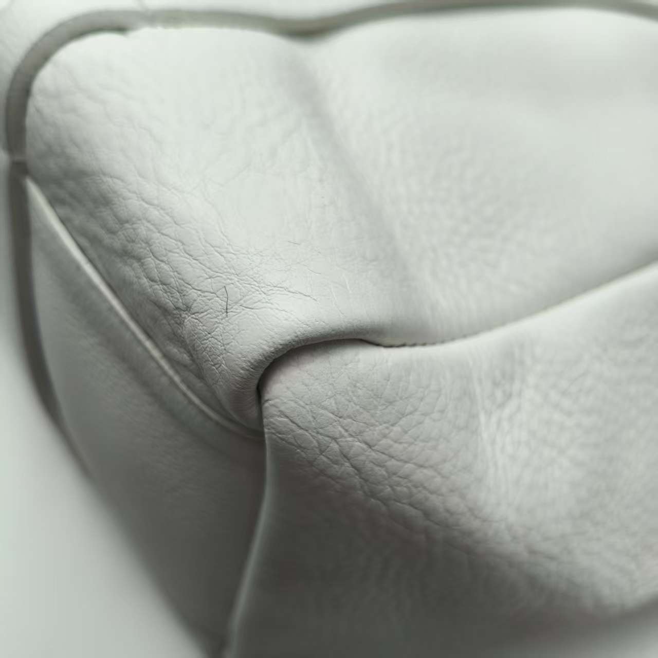 【*Shipped from: China*】BALENCIAGA Cabas Leather Handbag — view 5