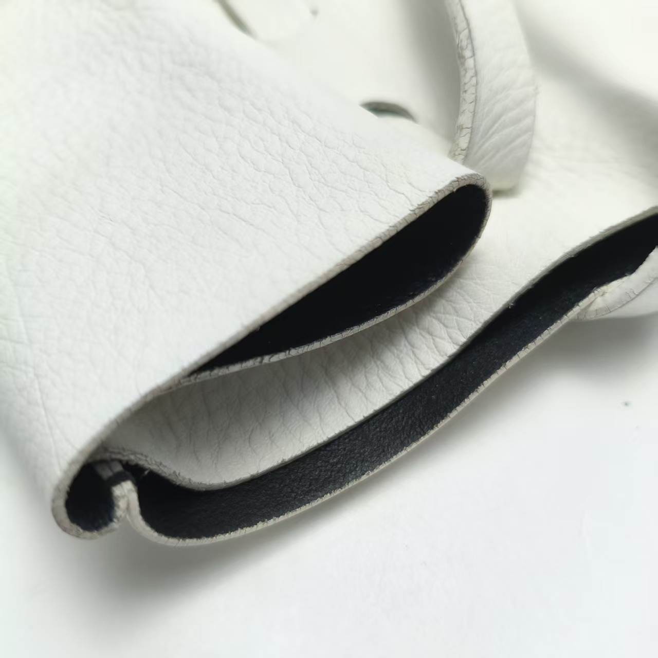 【*Shipped from: China*】BALENCIAGA Cabas Leather Handbag — view 9