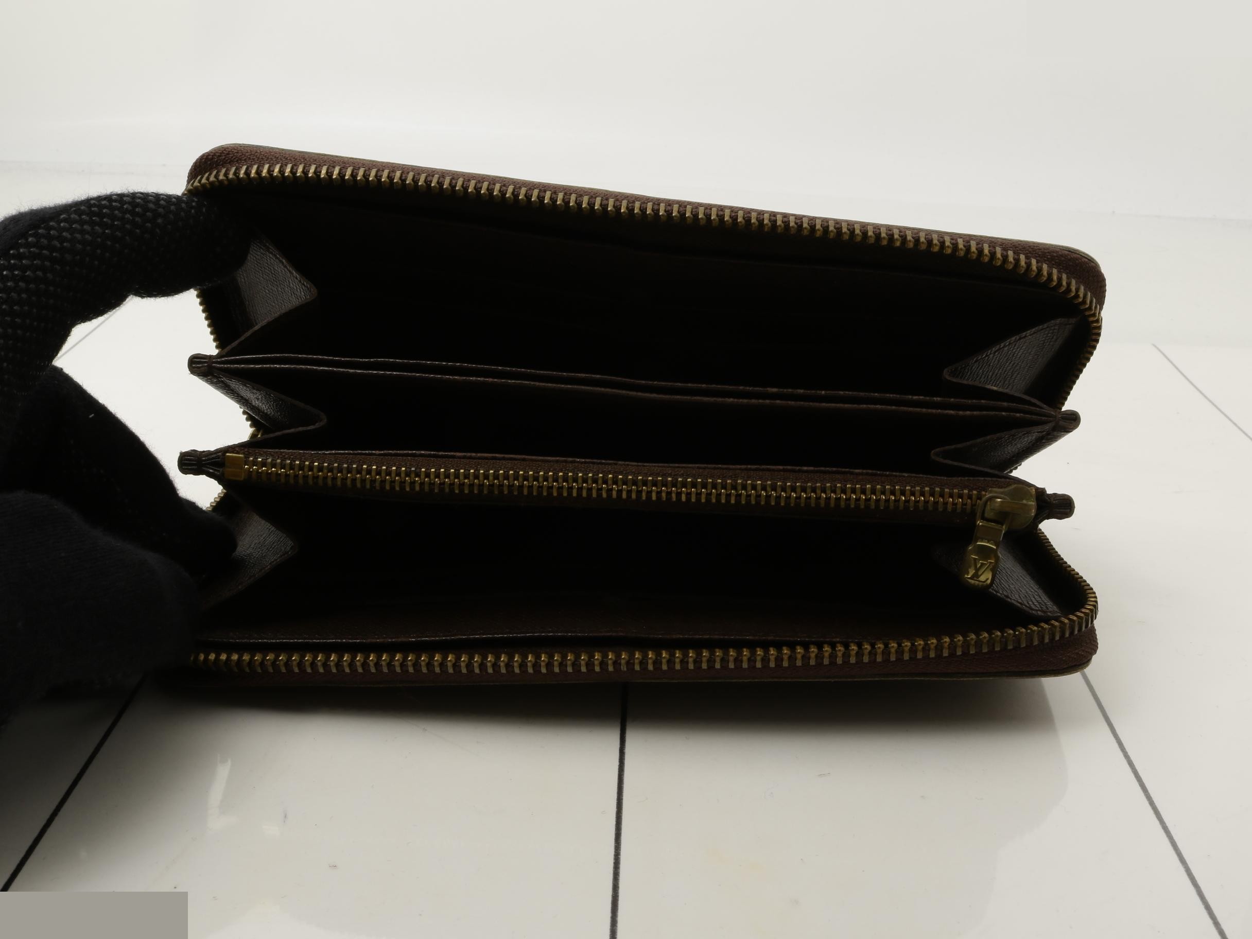Zippy Wallet — view 4