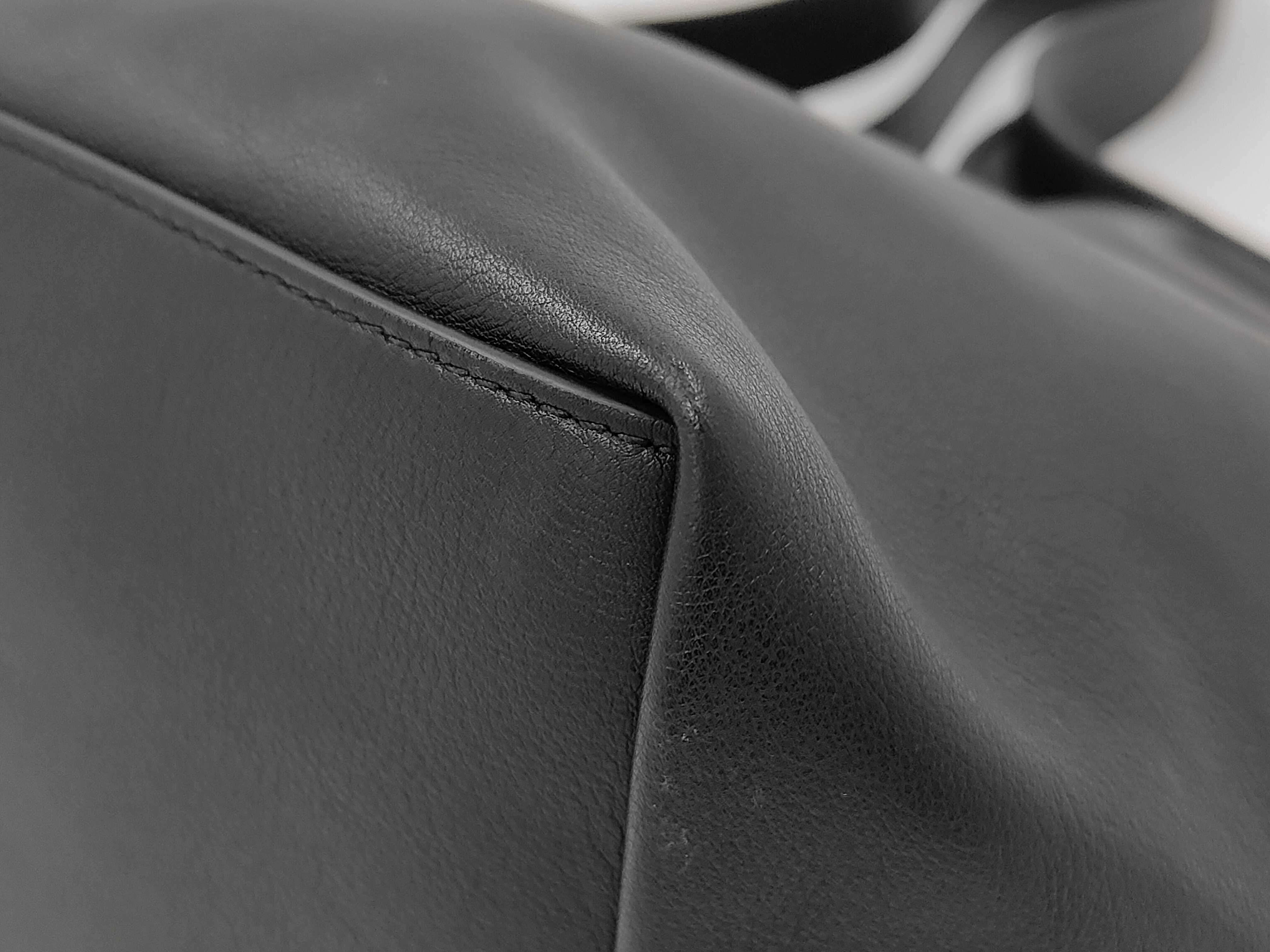Y Tote Bag Leather Tote Bag — view 7