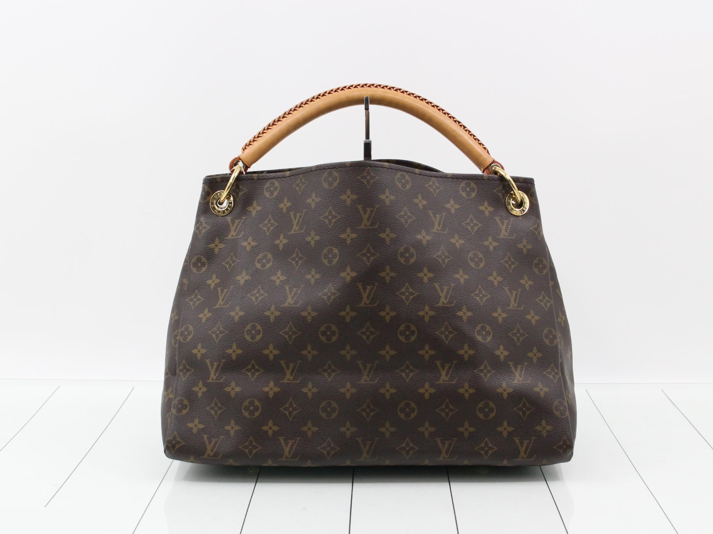 Artsy Monogram — view 2