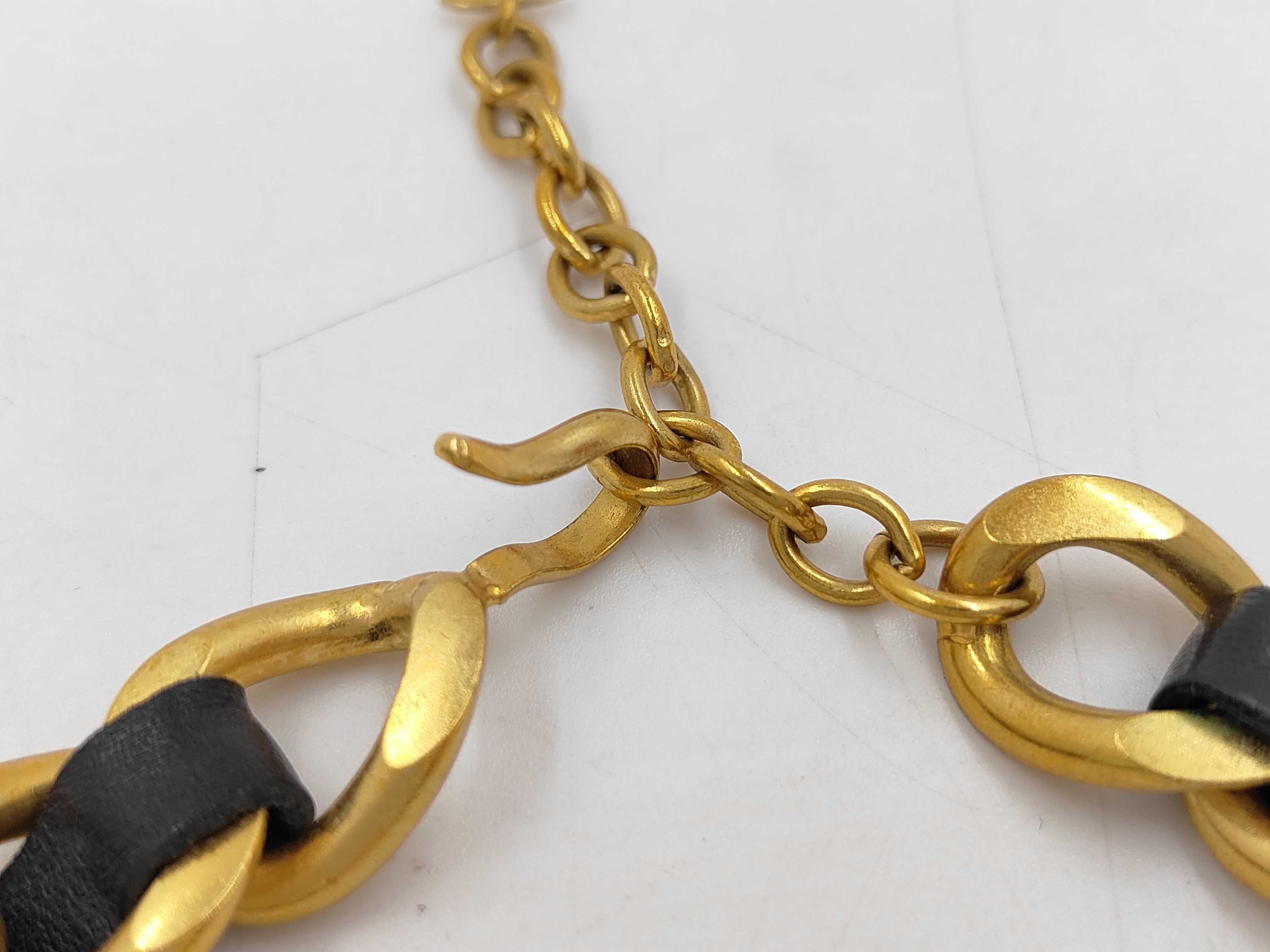 95P Choker and other accessories — view 3