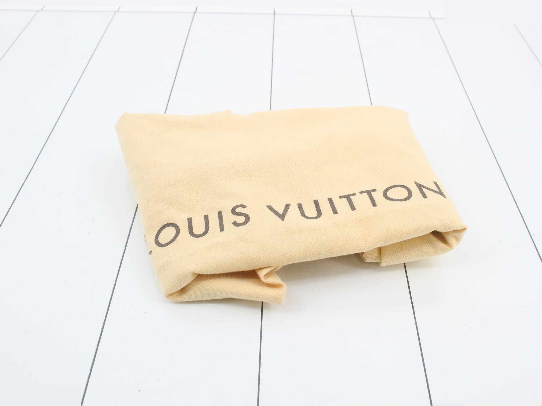 Taurillon Leather Lockme Backpack M41815 — view 7