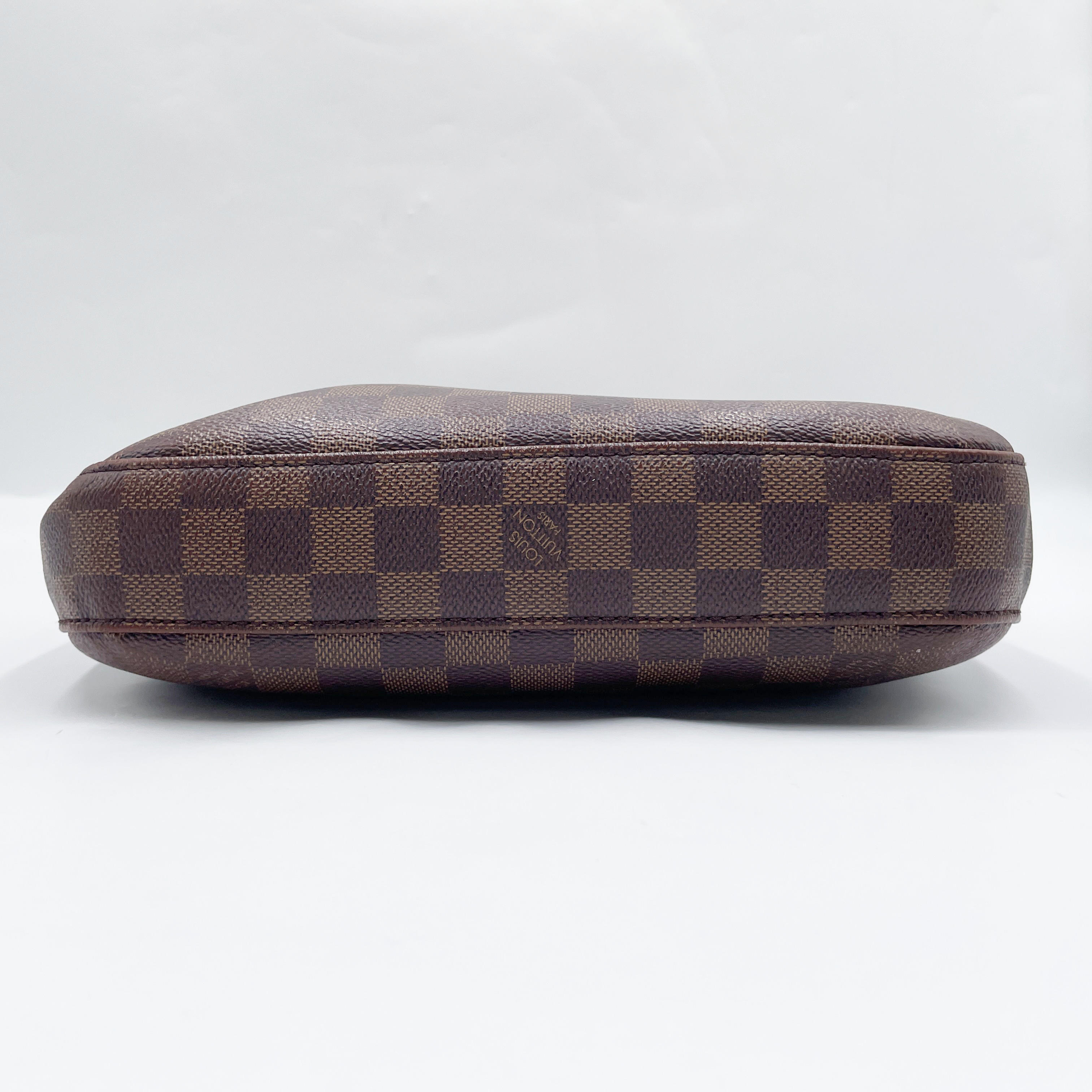 Southbank N42230 Damier DR4147 Shoulder Bag — view 3