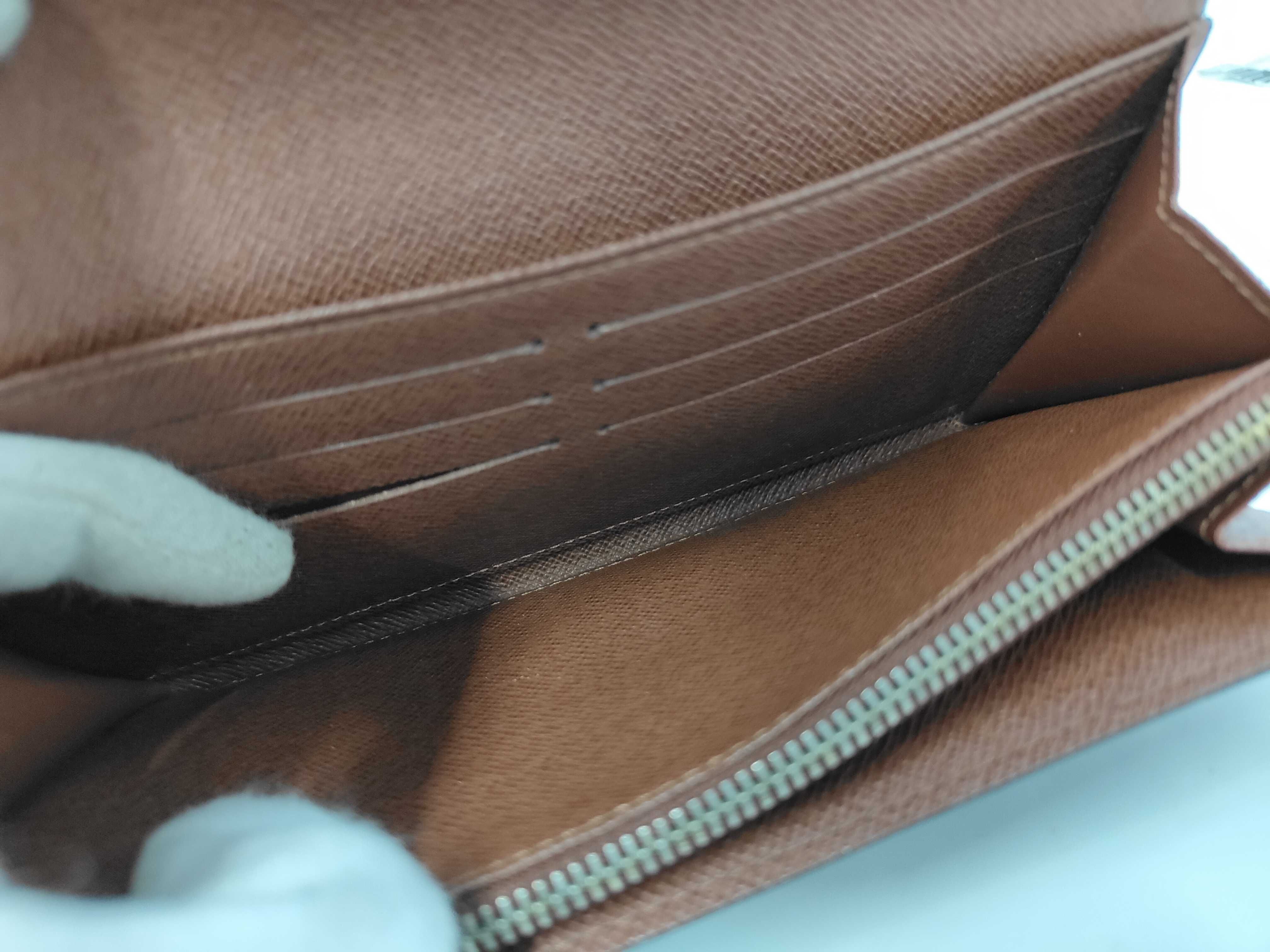 wallet — view 7