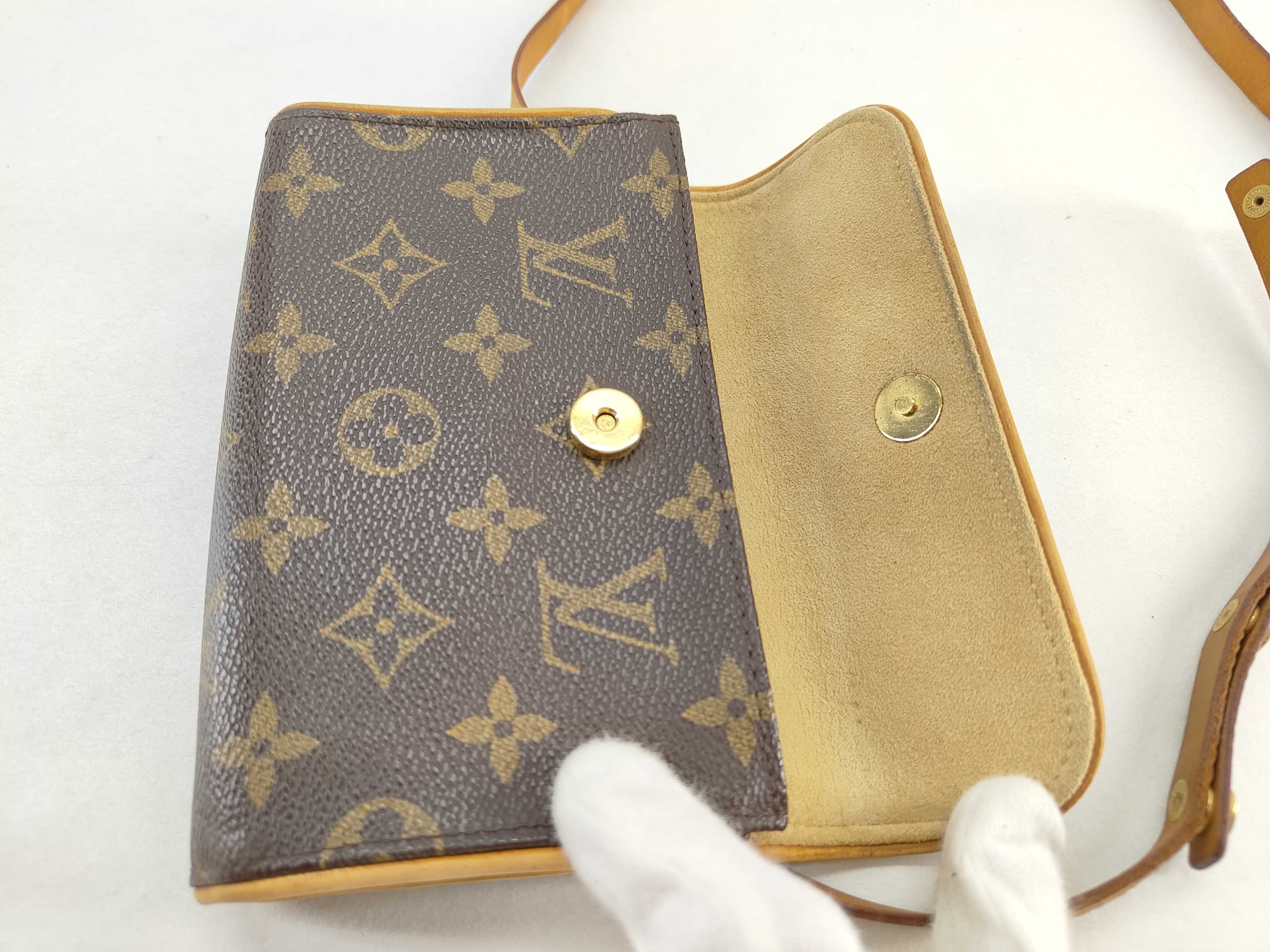 Monogram Pochette Florentine M51855 FL0023 Waist Bag — view 9
